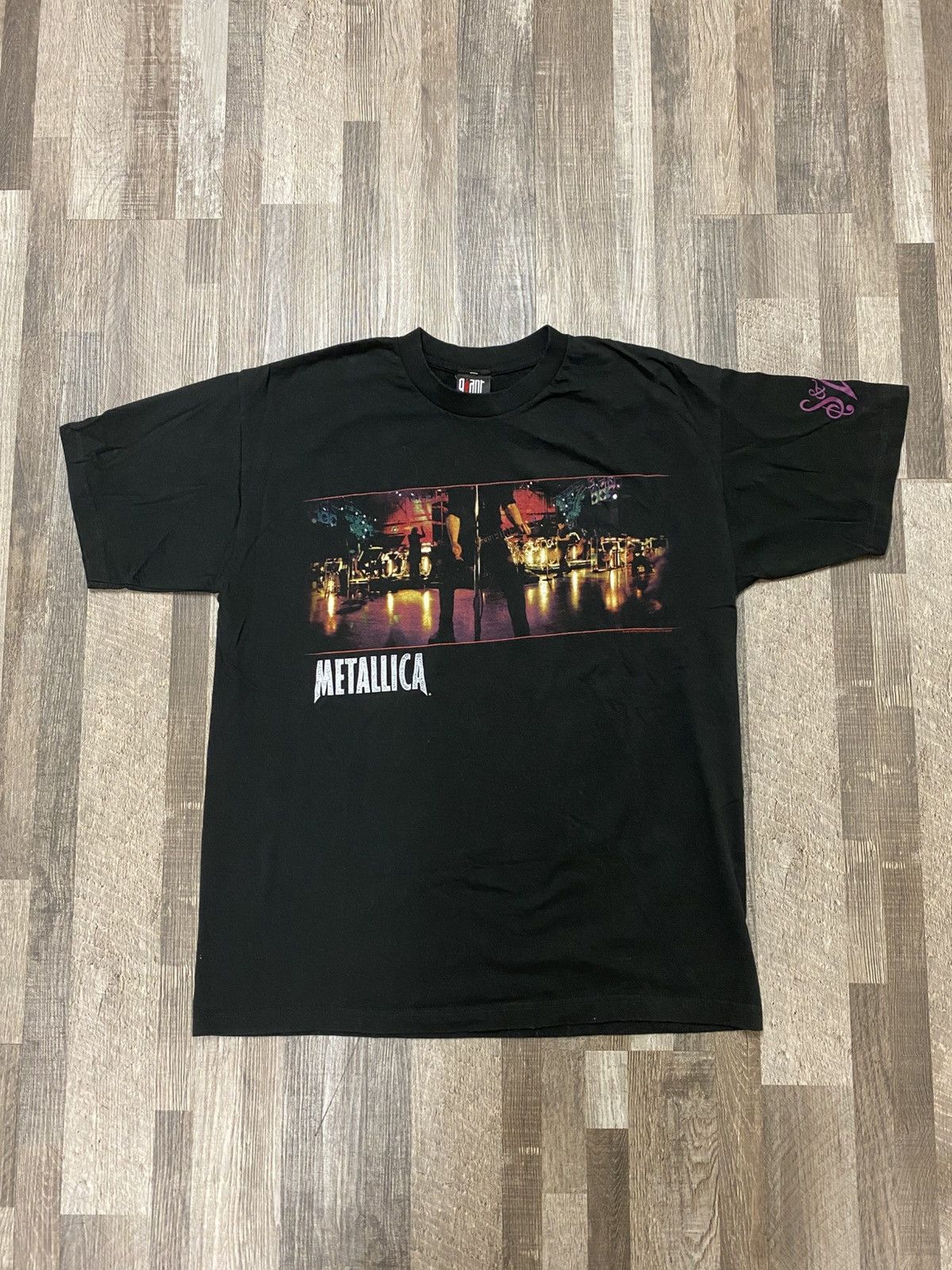 Metallica Vintage 1999 Metallica Giant S&M Tour Band Tee T shirt Grail Size US XL / EU 56 / 4 - 1 Thumbnail