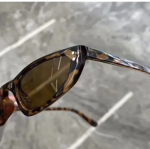 VIBE Vintage triangle sunglasses Size ONE SIZE - 4 Thumbnail