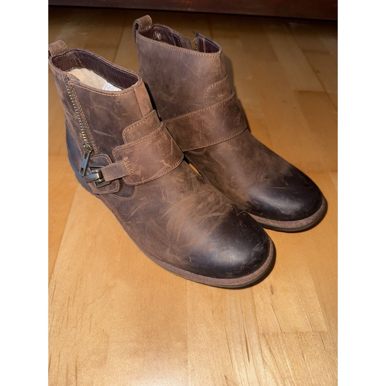 Ugg UGG CHEYNE WATERPROOF BOOTS LEATHER COCONUT SHELL Brown 7 Size US 7 / IT 37 - 3 Thumbnail