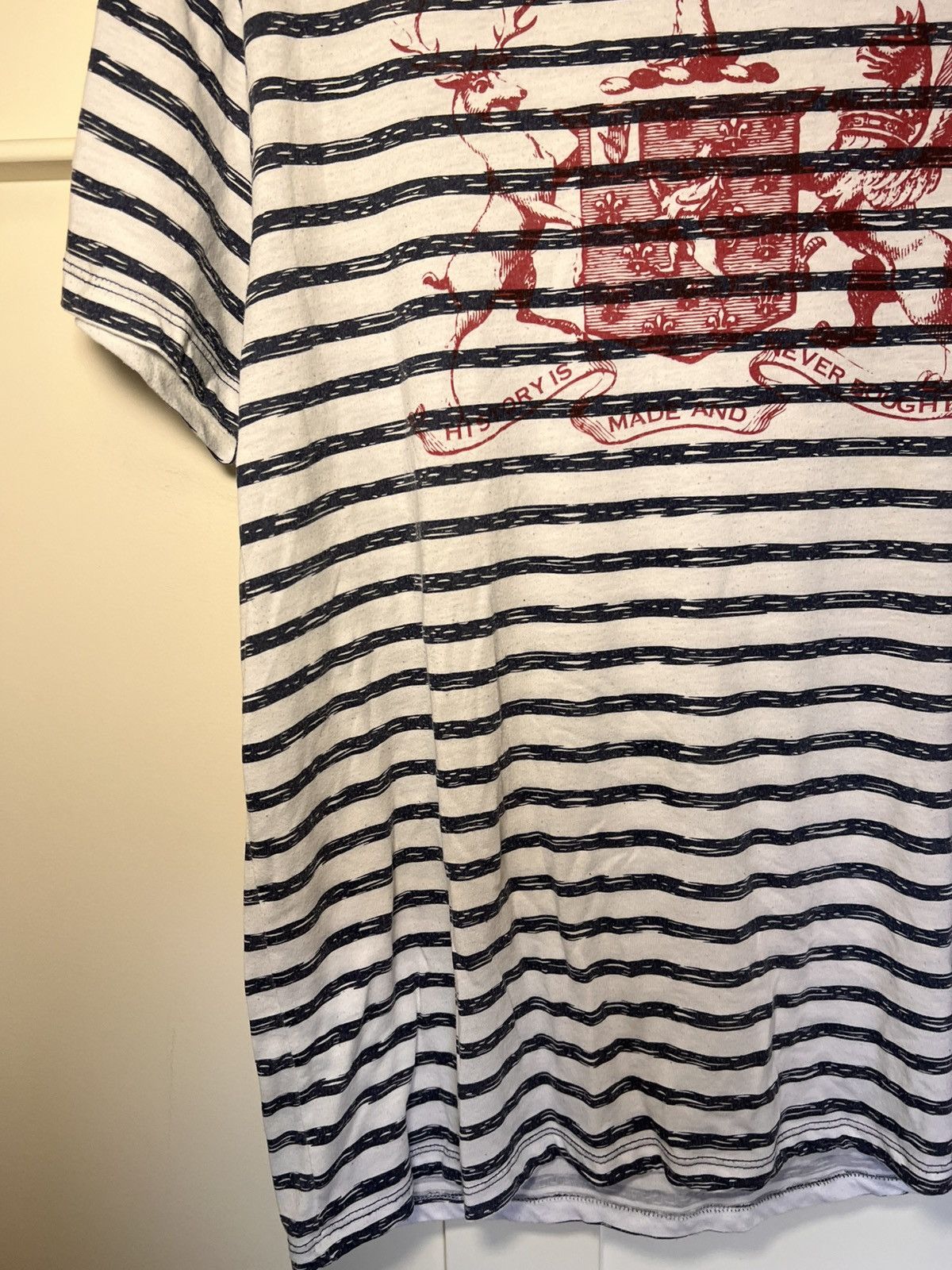 Ben Sherman Vintage Ben Sherman crest logo print striped T-shirt Size US XL / EU 56 / 4 - 5 Thumbnail