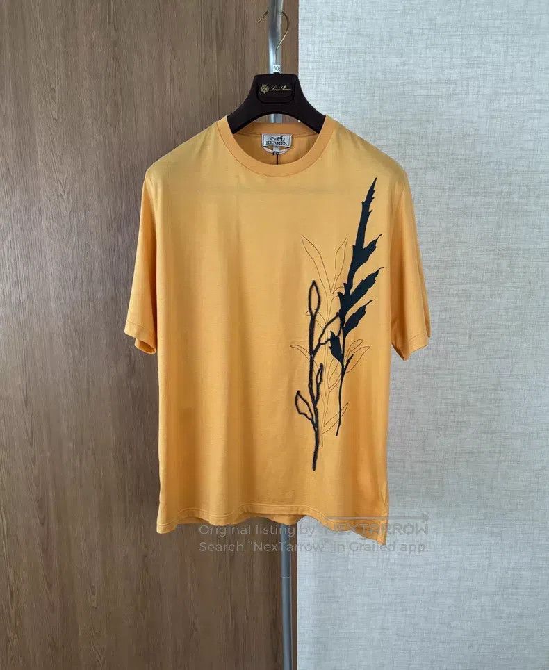 Hermes Hermes Spring/Summer Men's Short Sleeve T-Shirt Size US XL / EU 56 / 4 - 1 Thumbnail