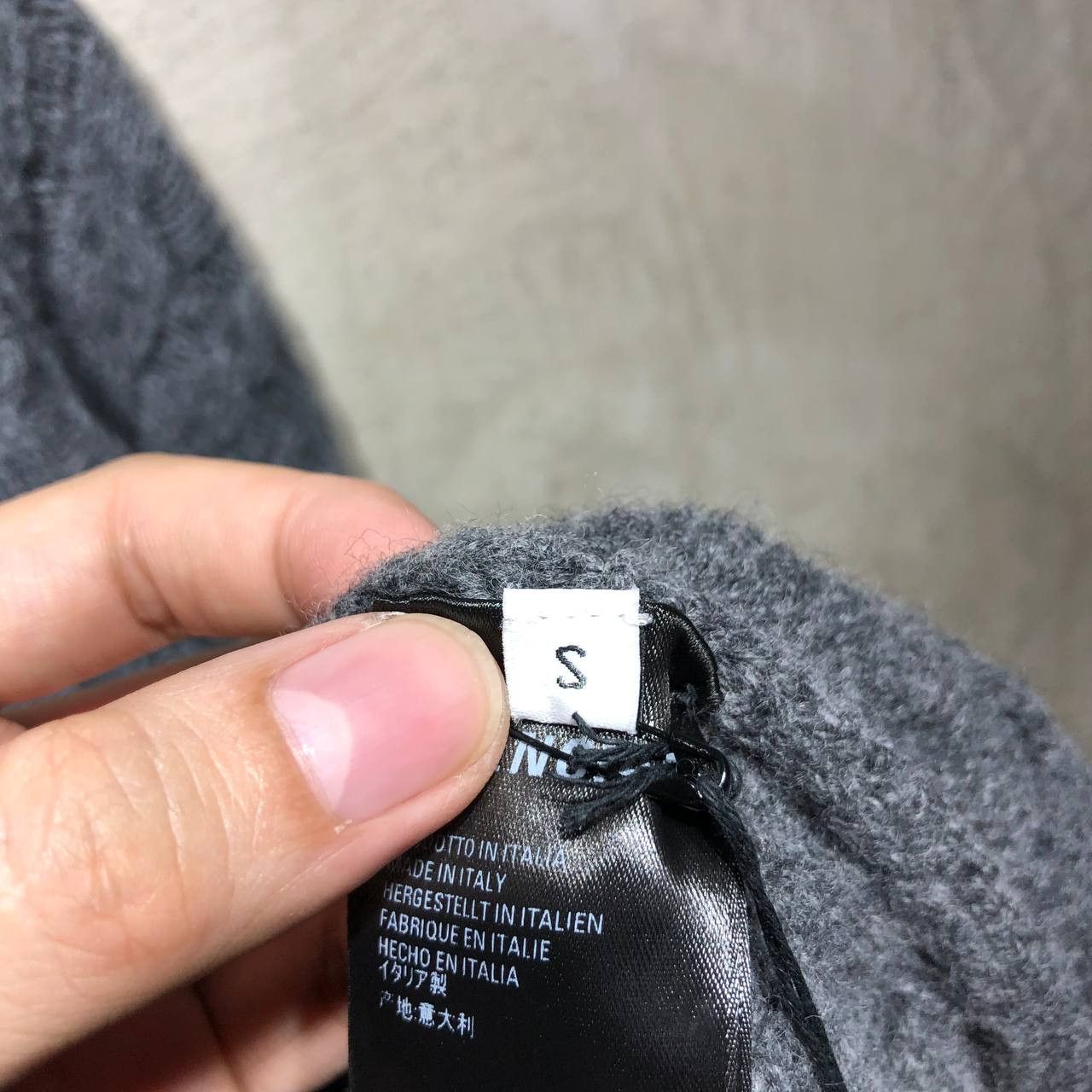 Balenciaga Balenciaga BNWT Wool Knitted Vneck sweater fit 3XL Size US XXL / EU 58 / 5 - 8 Thumbnail