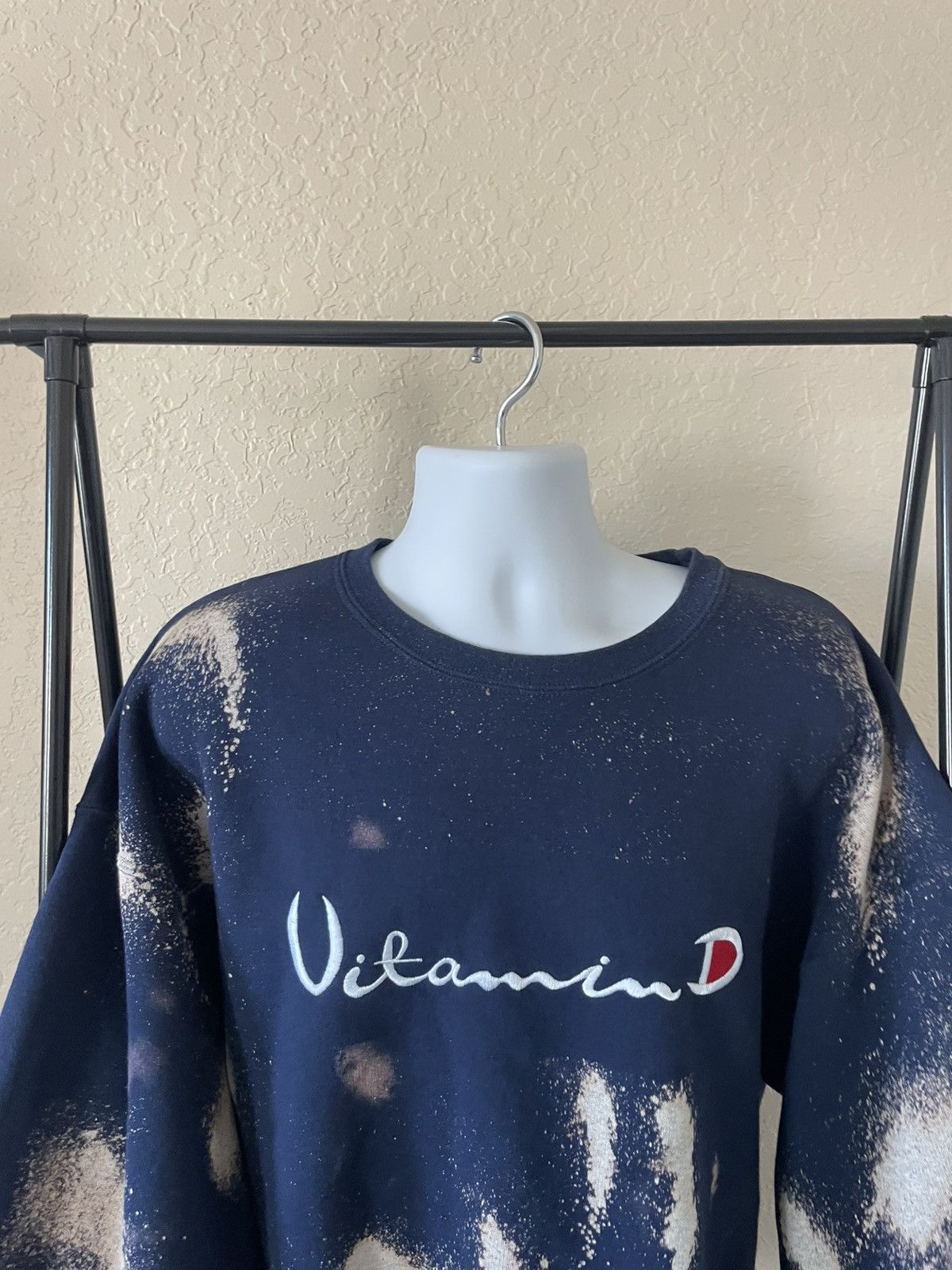 DRIFTER Vitamin D Oversized sweatshirt Bleach blasted Size US L / EU 52-54 / 3 - 2 Thumbnail