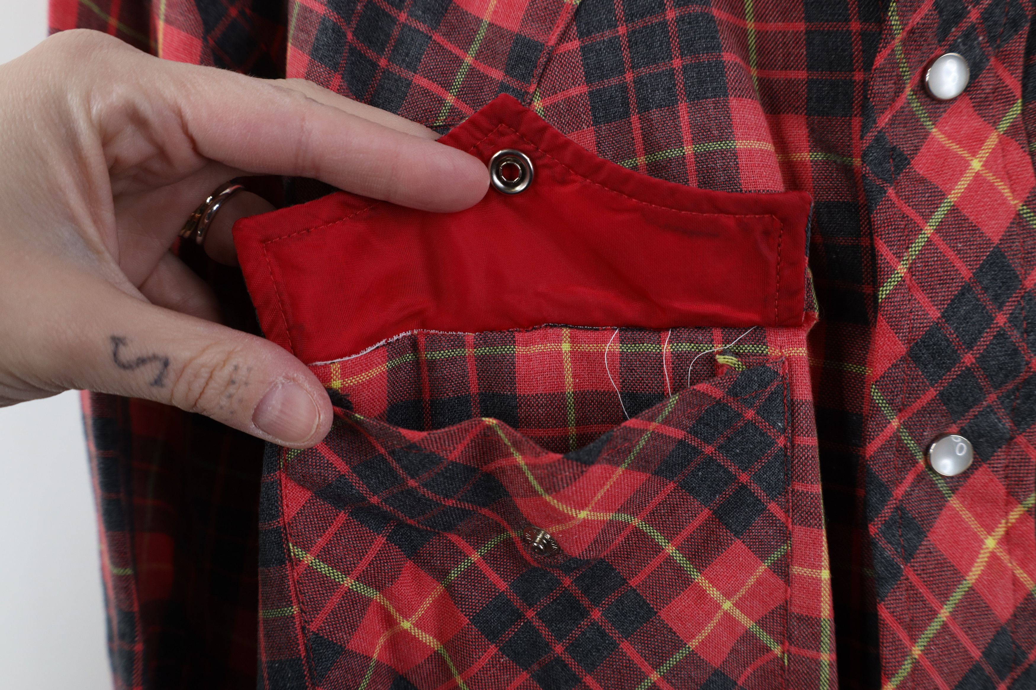 Vintage Vintage 70s Streetwear Western Snap Button Collared Shirt Size US M / EU 48-50 / 2 - 6 Thumbnail