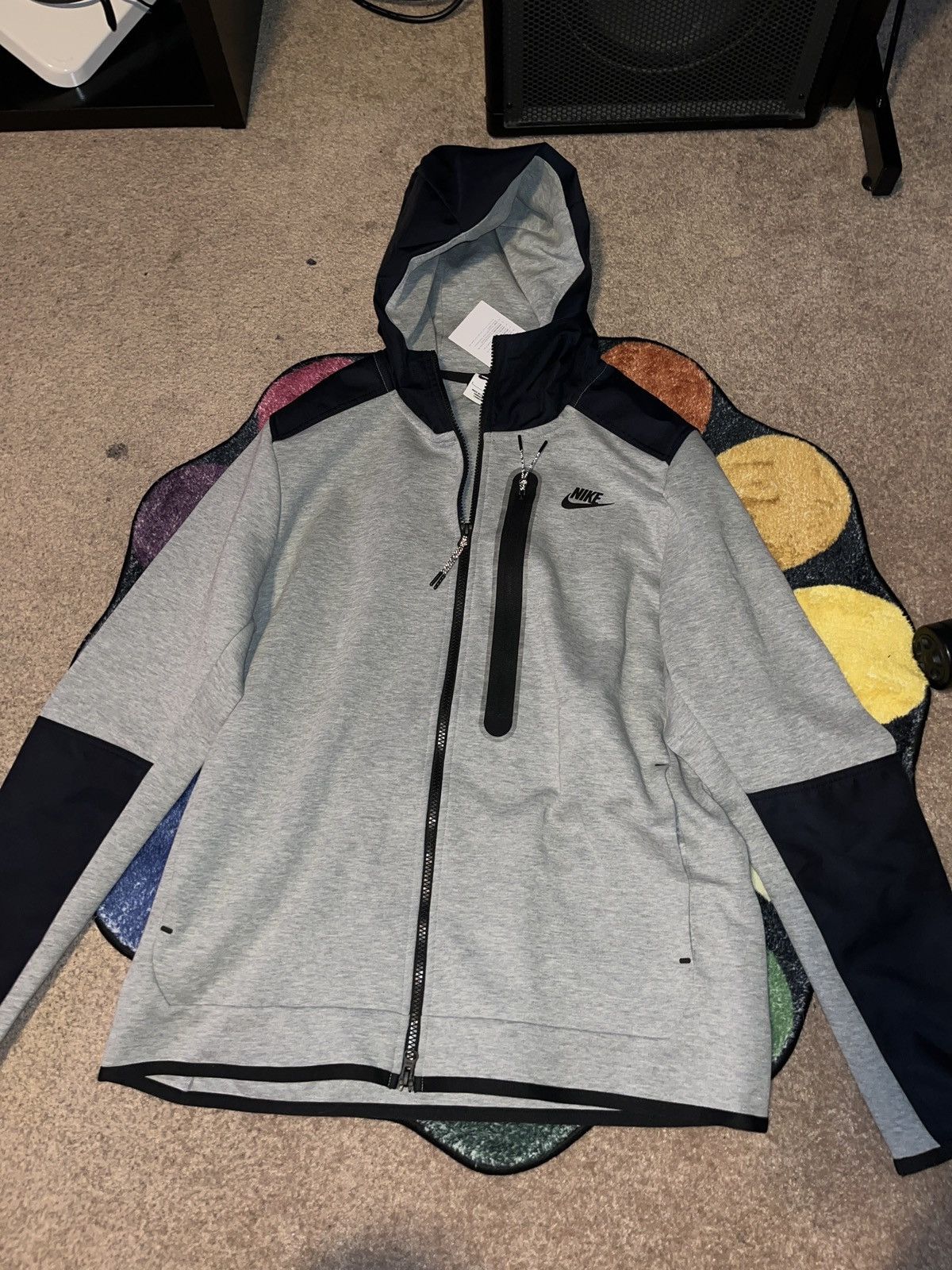 image of Super Nike Winterized OG Tech Fleece in Grey, Men's (Size Large)