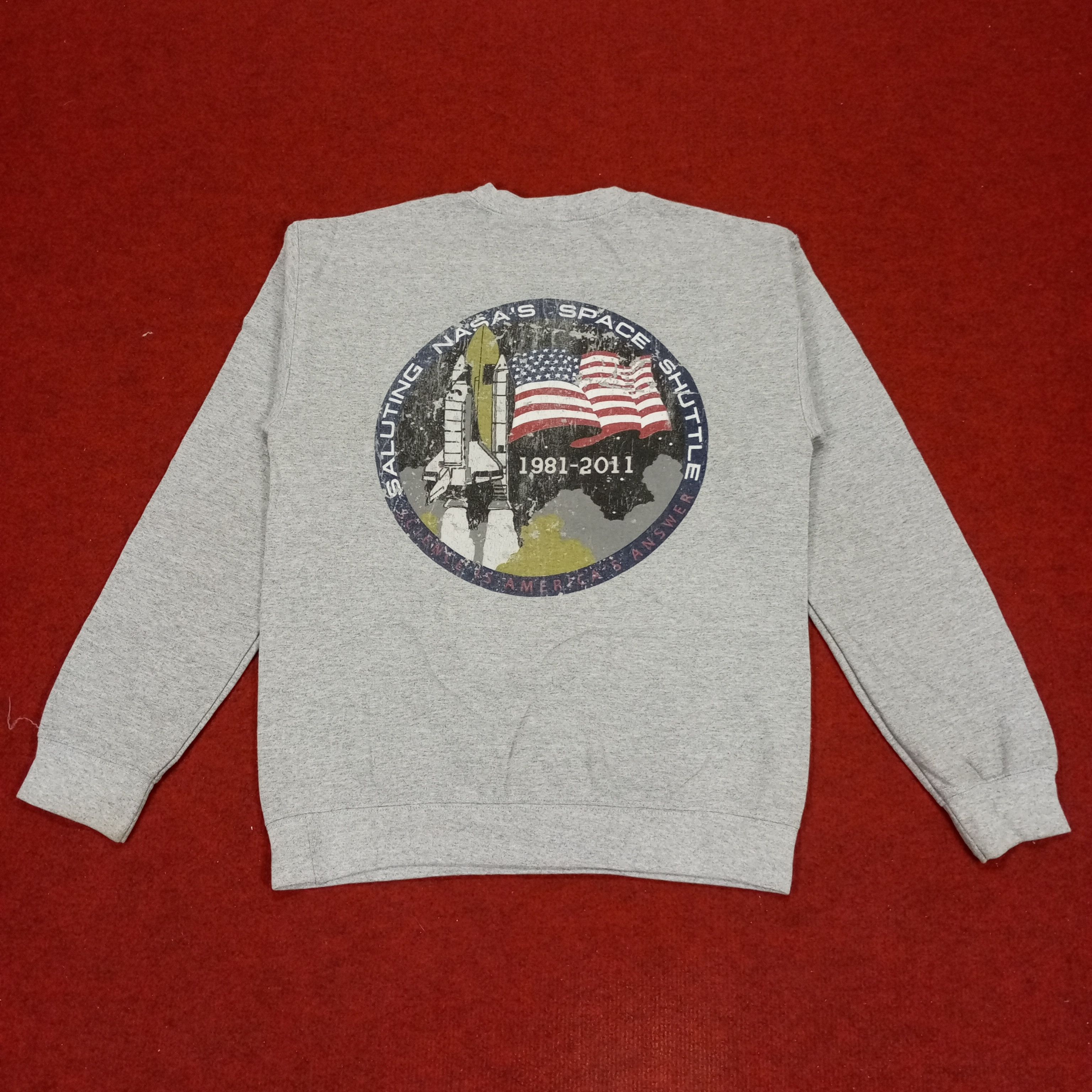 NASA × Vintage Nasa Space Shuttle Backprint Design Sweatshirt Size US S / EU 44-46 / 1 - 1 Thumbnail