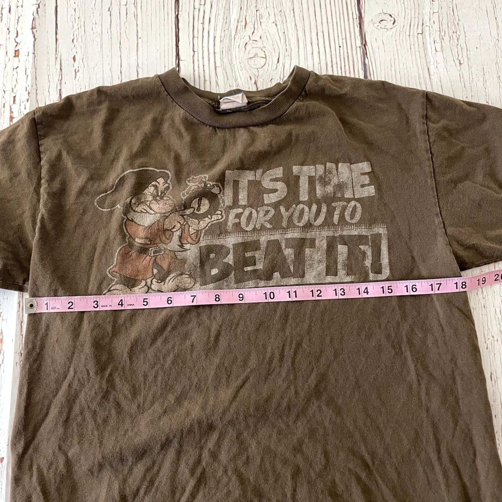 Disney VINTAGE Disney Dopey It's Time For You To Beat It Short Sleeve T Shirt Men M Brown Size US M / EU 48-50 / 2 - 3 Thumbnail