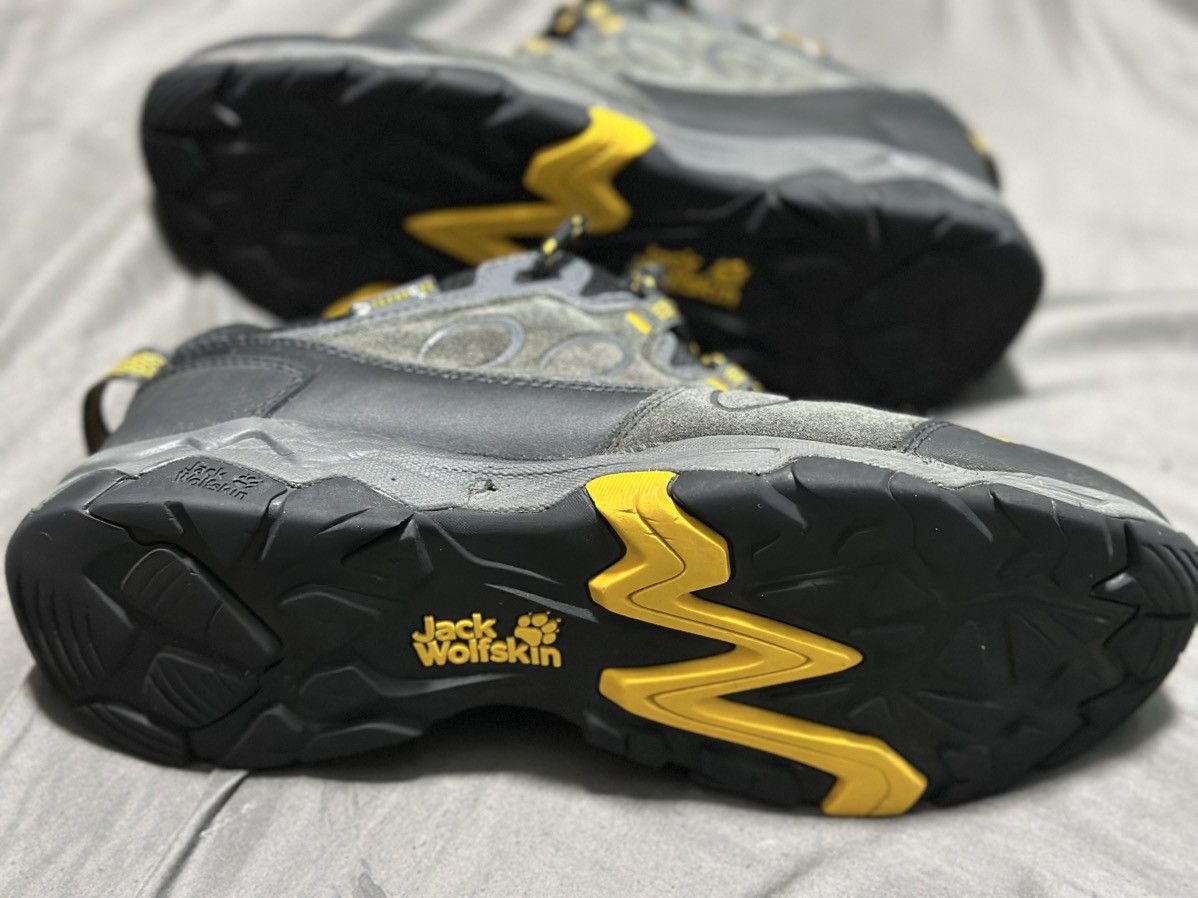 Jack Wolfskin Jack Wolfskin MTN Attack 5 Texapore Low Mens Hiking Boots Size US 10.5 / EU 43-44 - 2 Thumbnail