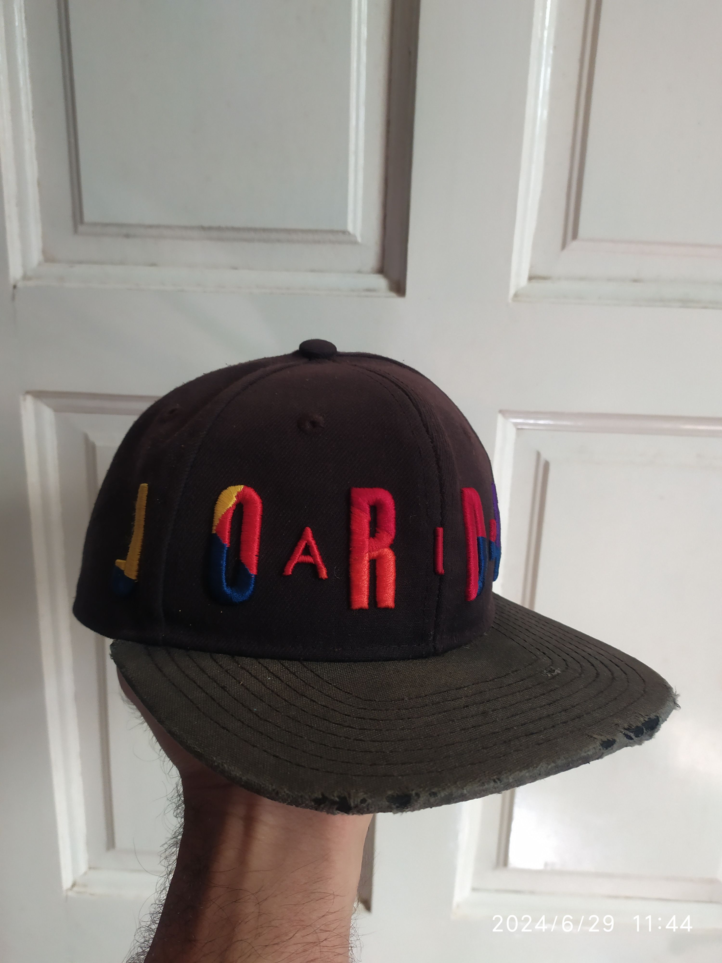 Jordan Brand Air Jordan multicolor cap very rare logo Size ONE SIZE - 1 Thumbnail