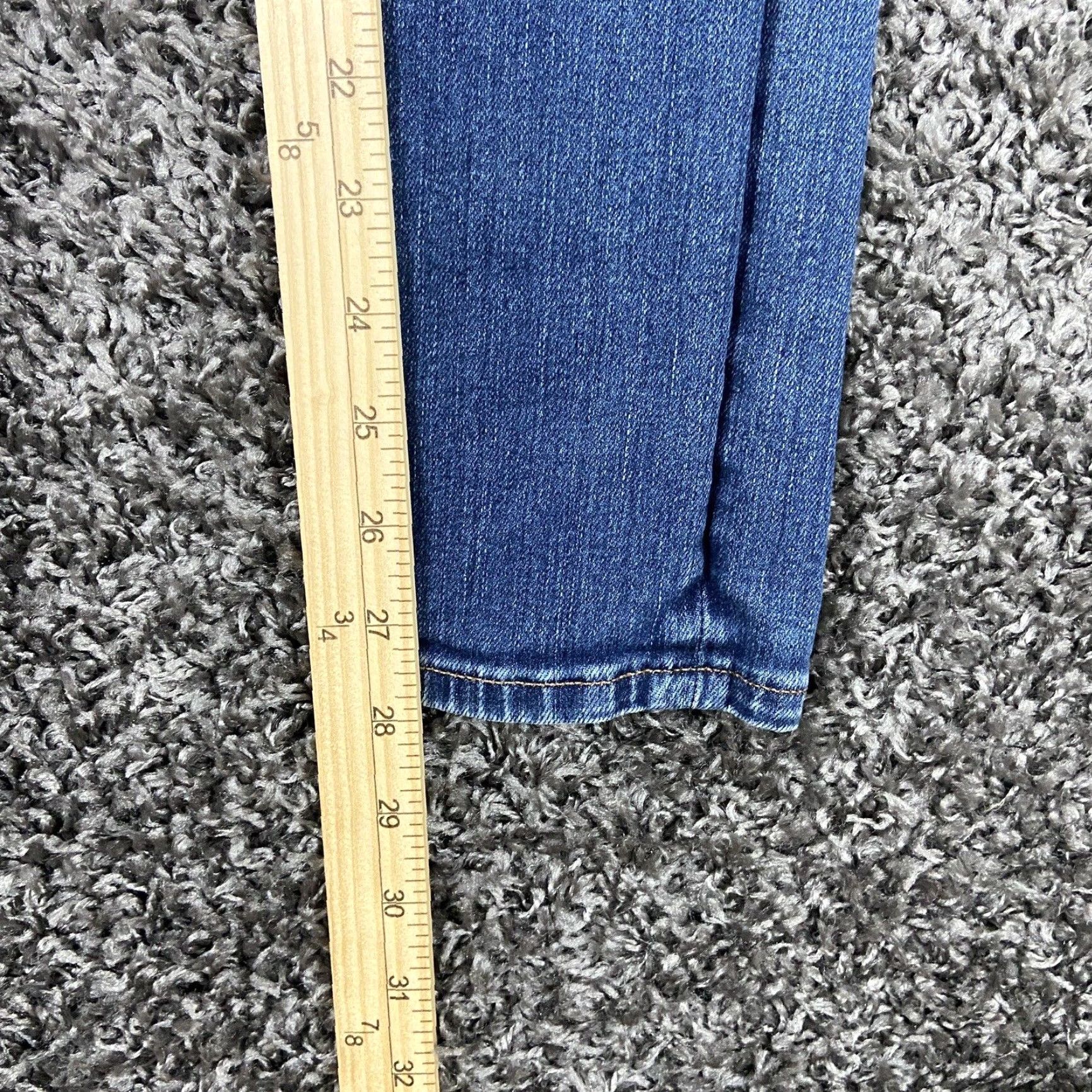 Madewell VINTAGE? [Wait] Madewell High Rise Skinny Jeans Women 24 Blue Distressed Adult Womens Skinny Jeans 24 Blue Distressed Size 42" / US 20 - 7 Thumbnail