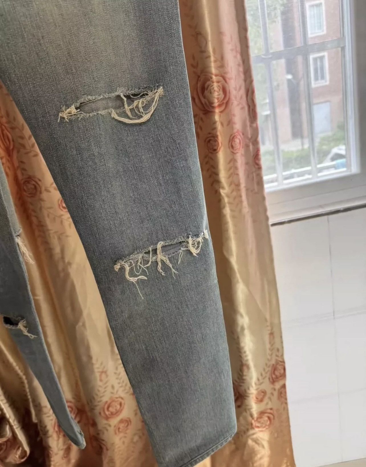 Saint Laurent Paris Saint Laurent Paris 14ss Light Blue Jeans 32 Size US 32 / EU 48 - 8 Thumbnail