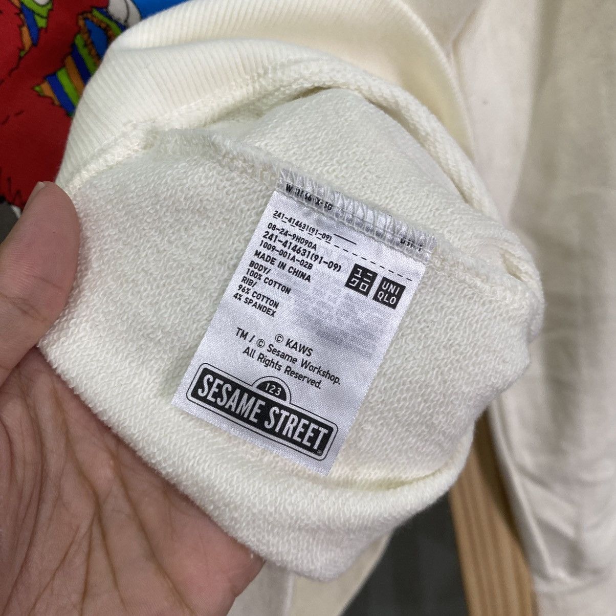 Kaws × Uniqlo Uniqlo Kaws Sesame Street Rare Collab 2000s Pullover Hoodie Size US M / EU 48-50 / 2 - 9 Thumbnail