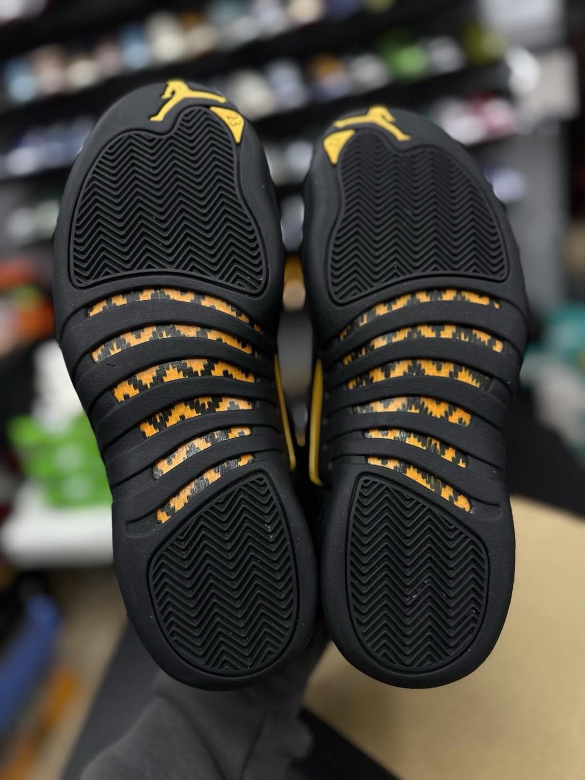 Jordan Brand Air Jordan 12 Black Taxi Retro Size 11 2022 CT8013-071 Size US 11 / EU 44 - 11 Thumbnail