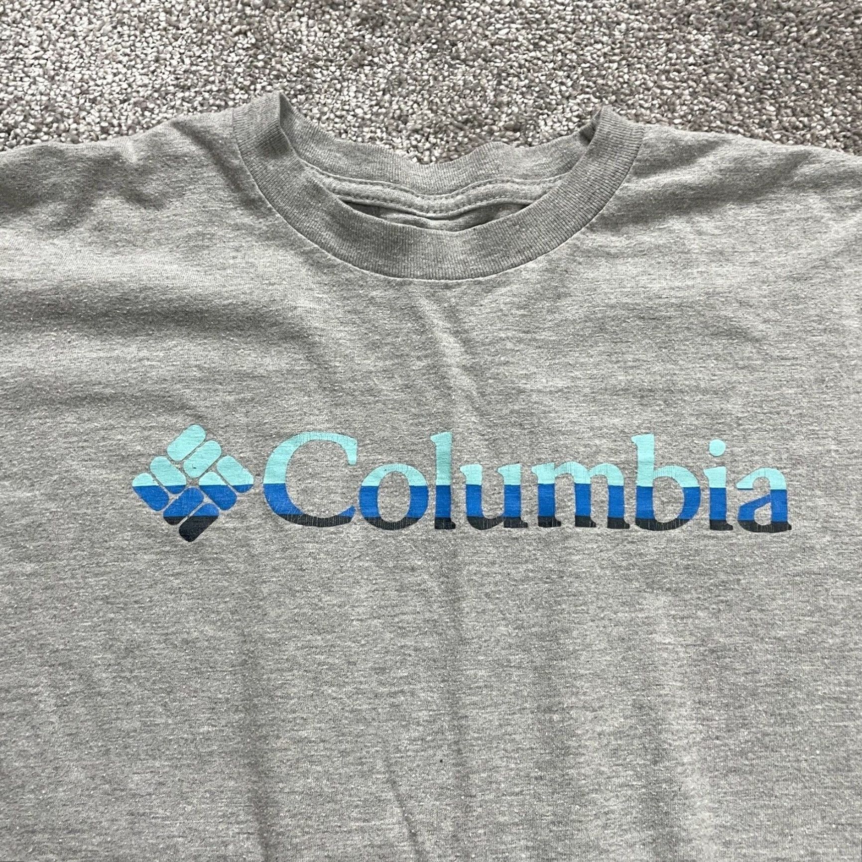 Vintage Columbia Graphic T-Shirt Men Medium Gray Cotton Crew Neck Short Sleeve Outdoor Sports Size US M / EU 48-50 / 2 - 3 Thumbnail