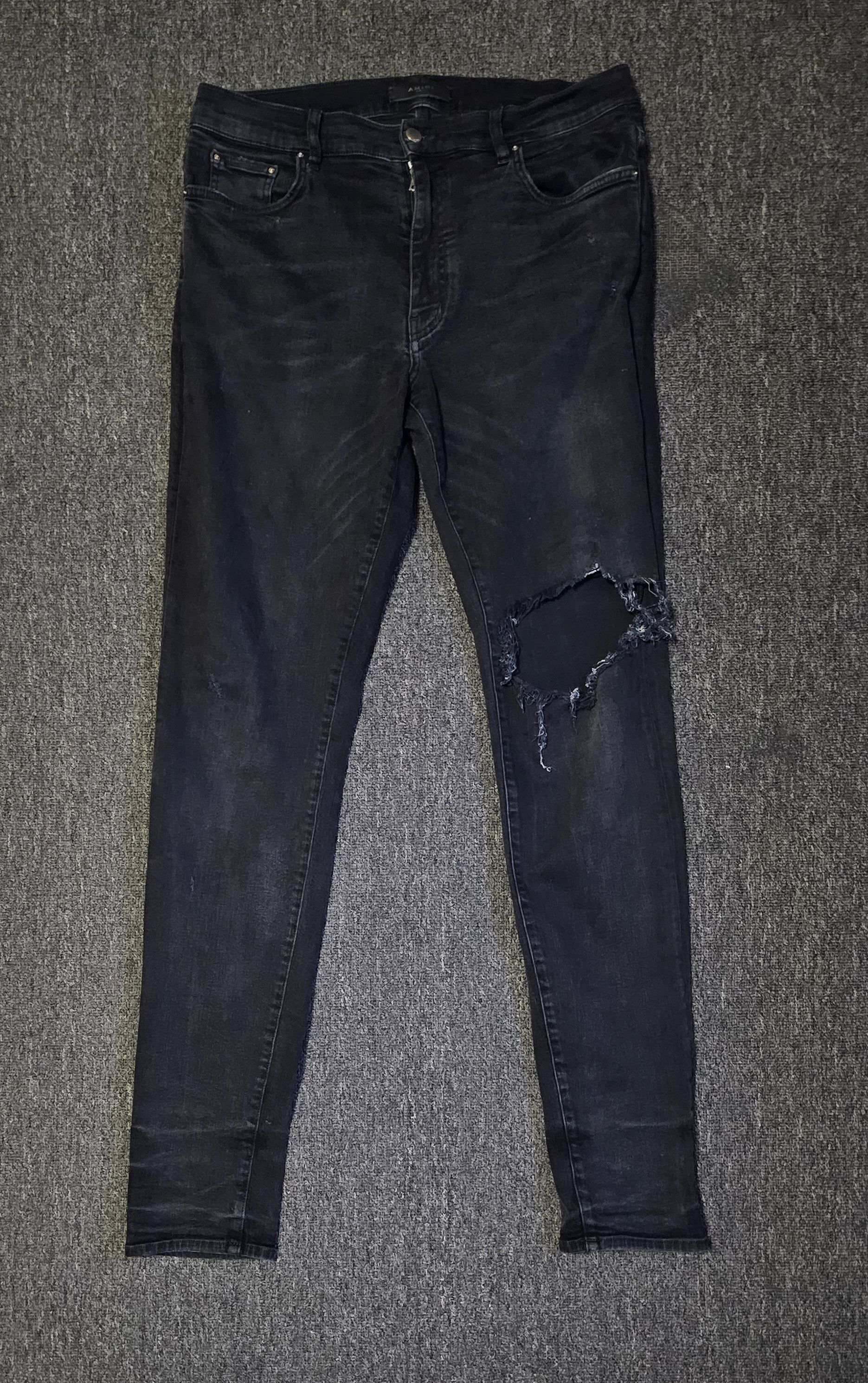 Amiri Amiri Men's Rip Jeans Size 36 Size US 36 / EU 52 - 1 Thumbnail
