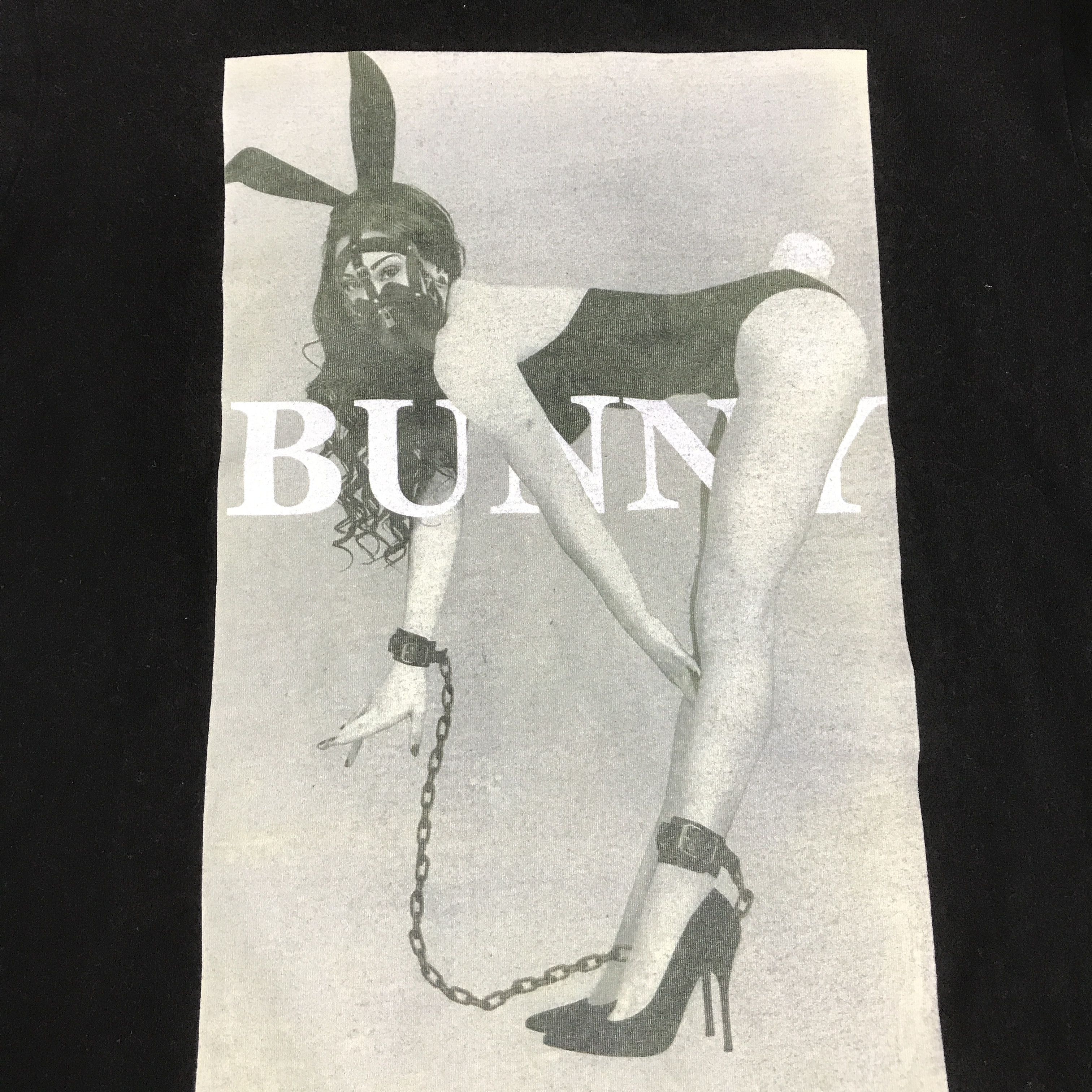 Japanese Brand BUNNY SEXY WOMAN T-SHIRT K117B9 Size US M / EU 48-50 / 2 - 8 Thumbnail