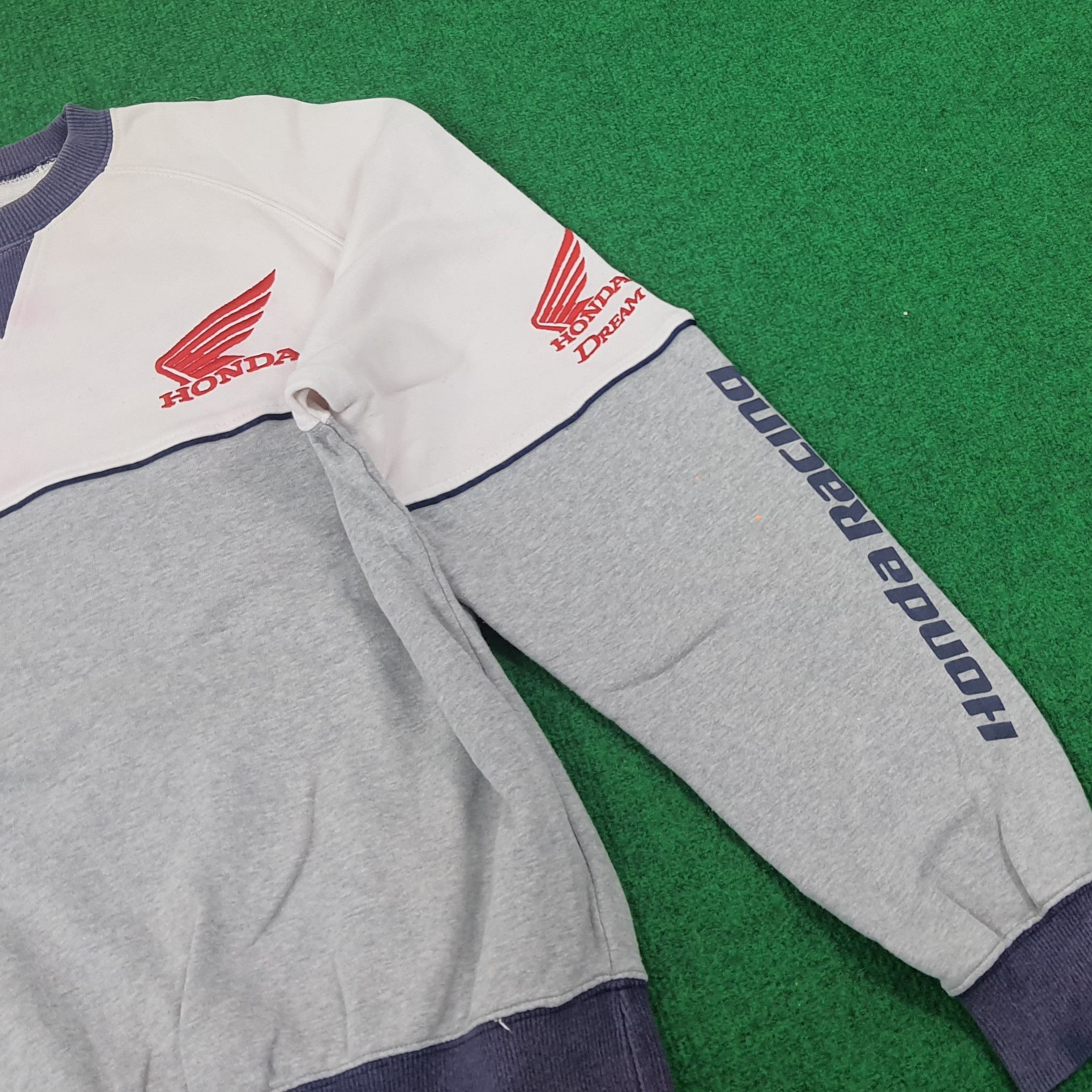 Japanese Brand × Vintage Vintage Honda Japan Racing Motorsports Sweatshirts C220N16 Size US M / EU 48-50 / 2 - 3 Thumbnail