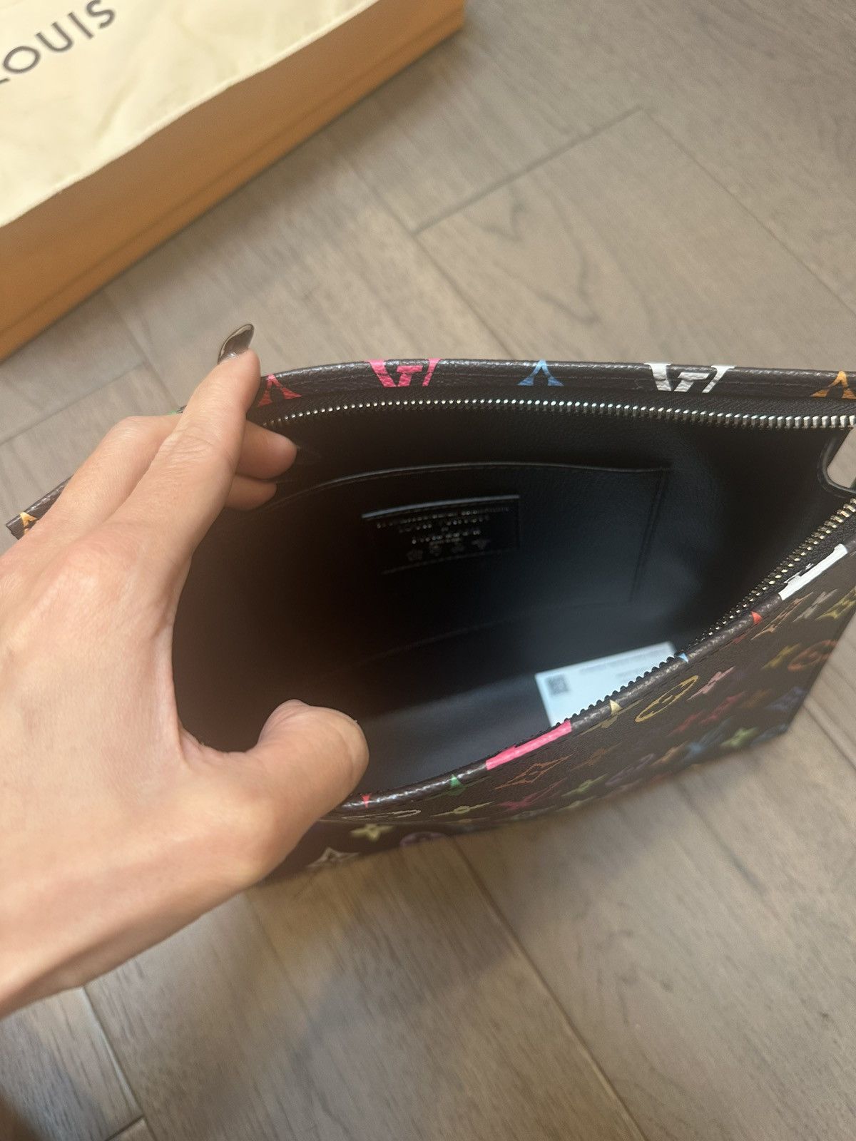 Louis Vuitton Louis Vuitton x Murakami Toiletry Pouch Size ONE SIZE - 6 Thumbnail