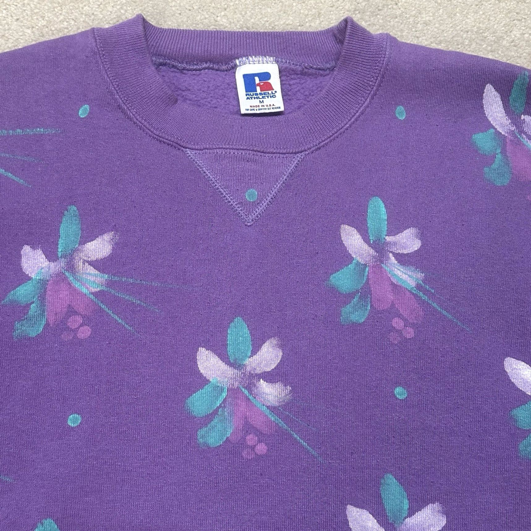 Russell Athletic VINTAGE Russell Athletic Crewneck Sweatshirt Womens Medium Painted Floral Size M / US 6-8 / IT 42-44 - 2 Thumbnail