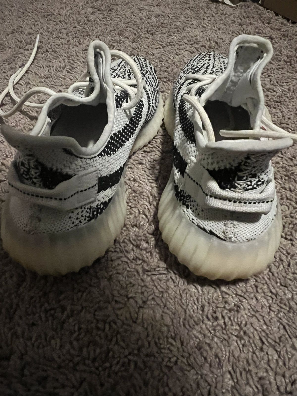 Yeezy Yeezy 350 Boost V2 Size US 8 / EU 41 - 4 Thumbnail