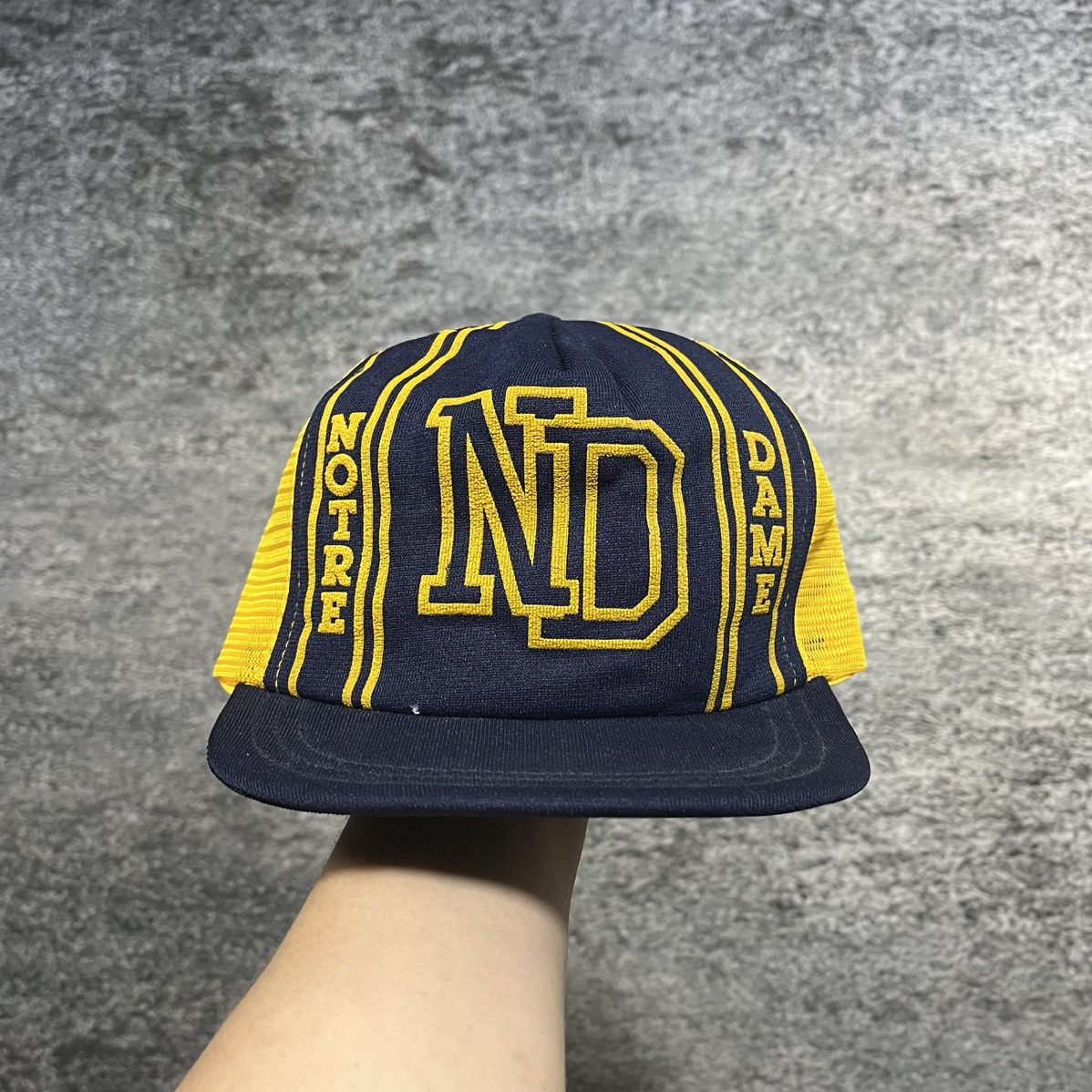 Vintage Vintage 90s Notre Dam Fighting Irish Snapback Trucker Hat Size ONE SIZE - 1 Thumbnail