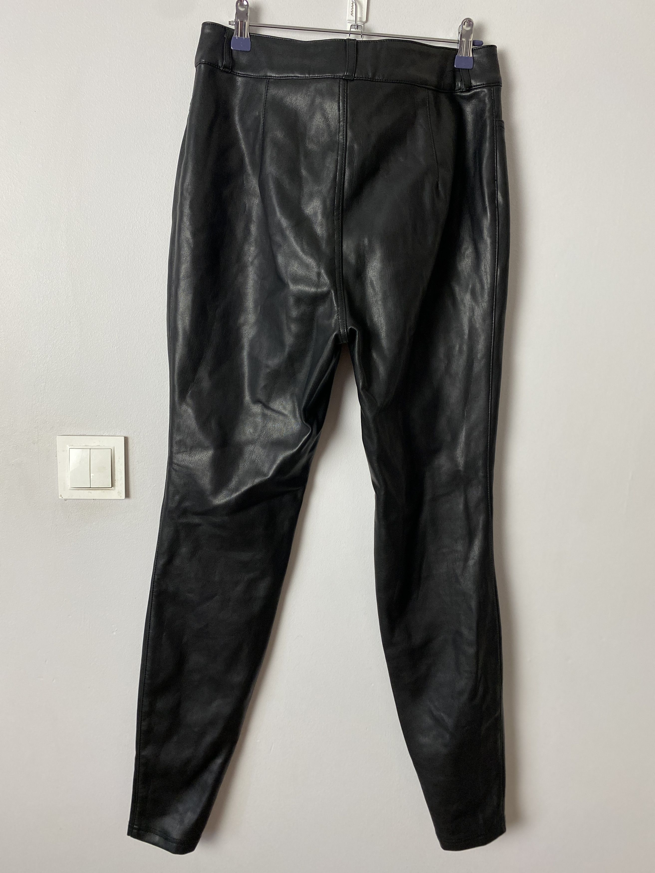 House of CB House of CB Cora matte vegan leather pants Size 29" - 3 Thumbnail