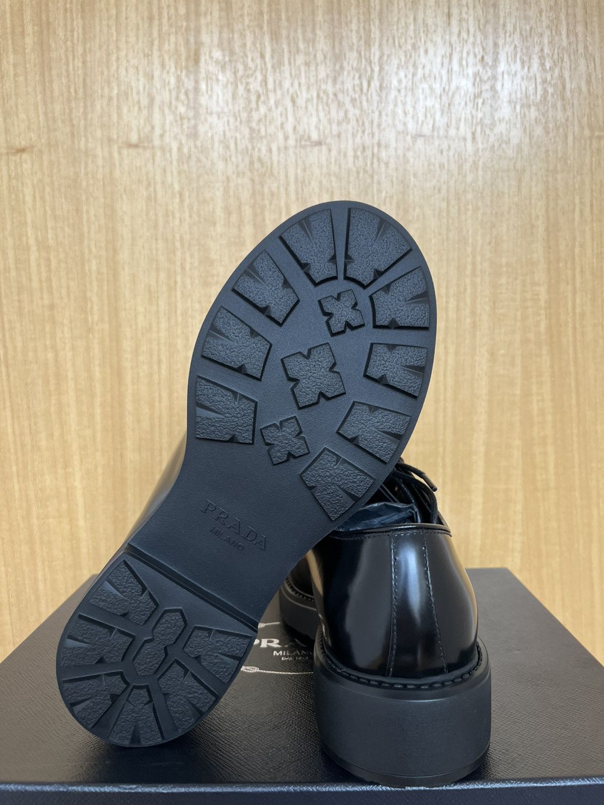 Prada BNWB PRADA DIAPASON OPAQUE BRUSHED LEATHER DERBY UK7 Size US 8 / EU 41 - 4 Thumbnail