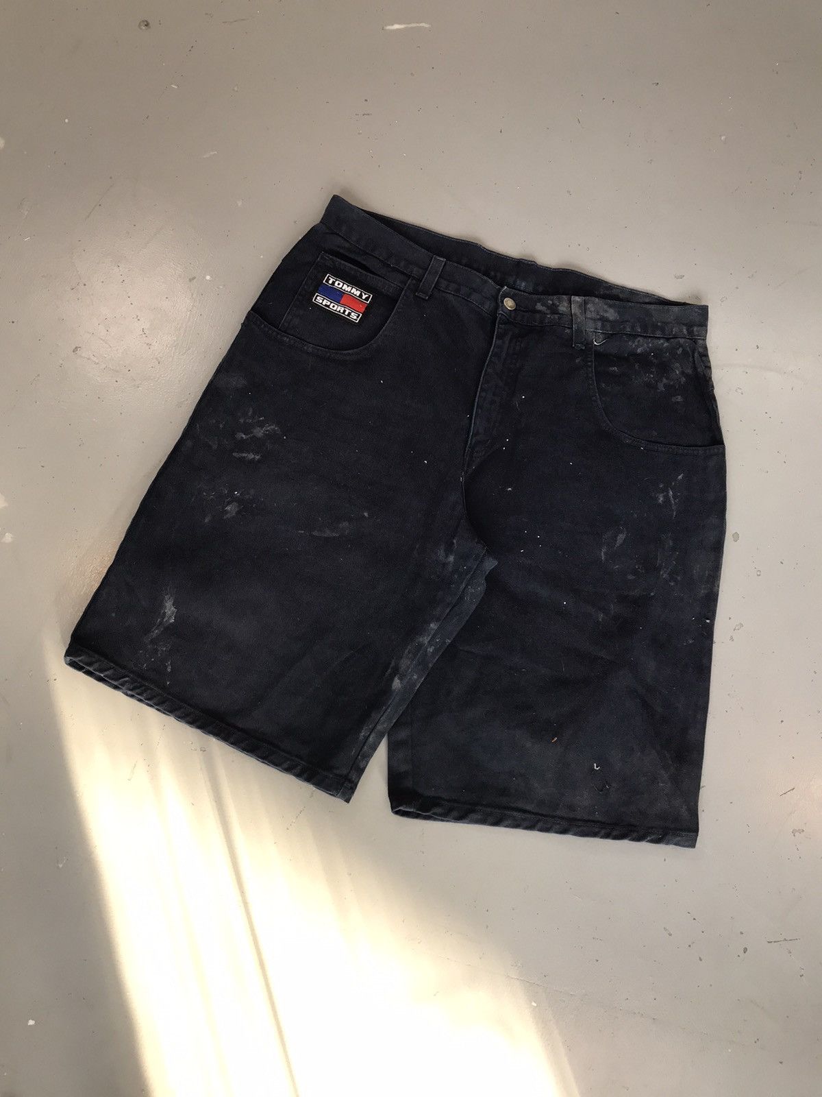 Tommy Hilfiger × Vintage Vintage tummy Hilfiger big pocket SpellOut denim jort Size US 39 - 3 Thumbnail