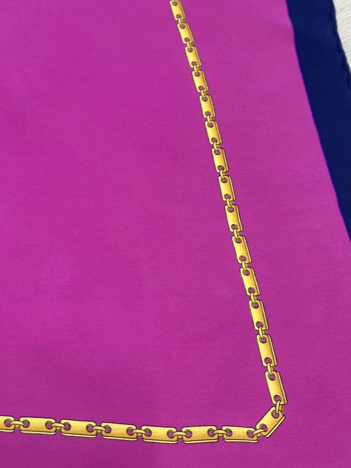 Cartier Cartier Must de Cartier 100% Silk Scarf Made in Italy Size ONE SIZE - 4 Thumbnail