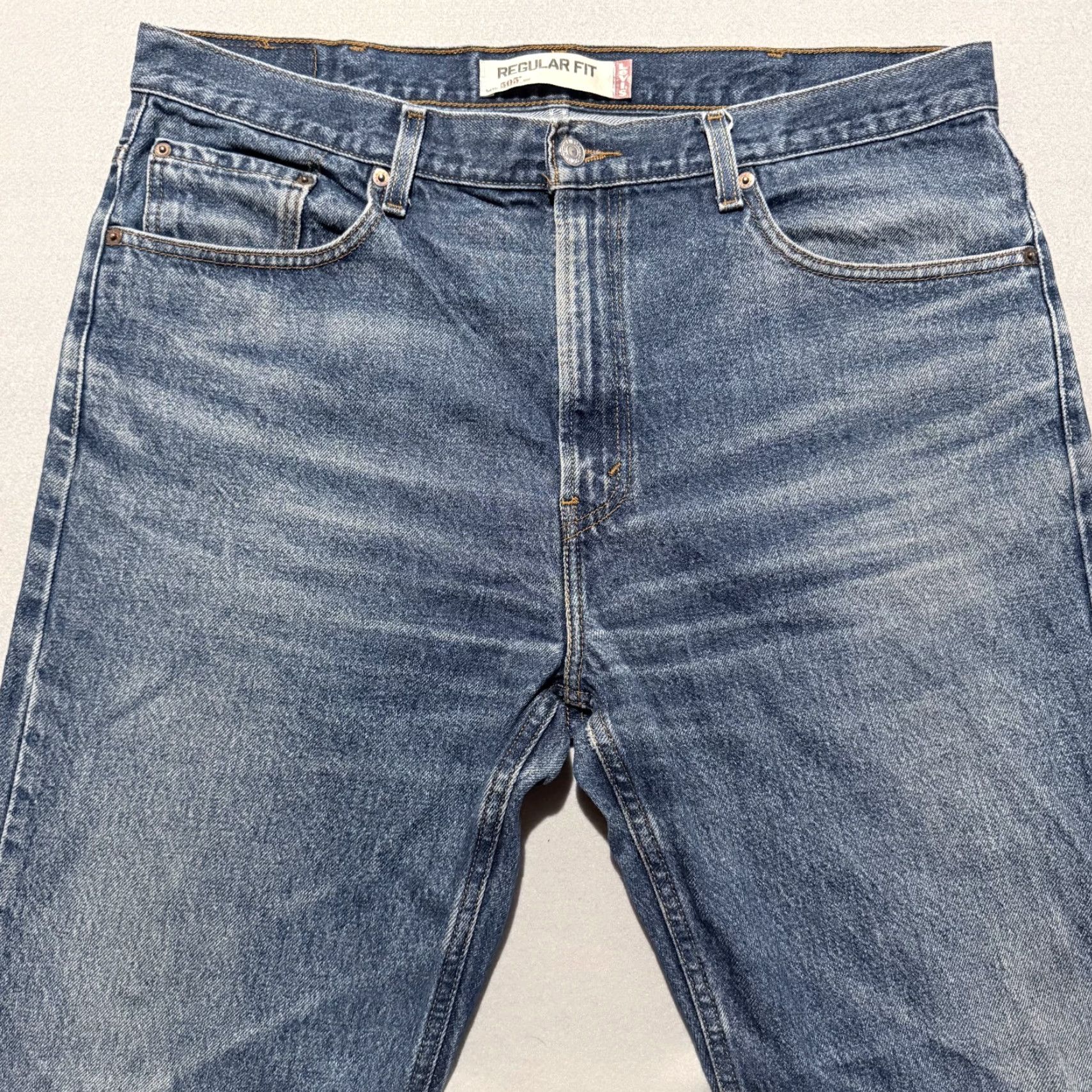 Levi's Levi's 505 Jeans Men Blue Denim Mid Rise Straight Pockets 38X34 Denim Jeans - 38X34 Size US 38 / EU 54 - 3 Thumbnail