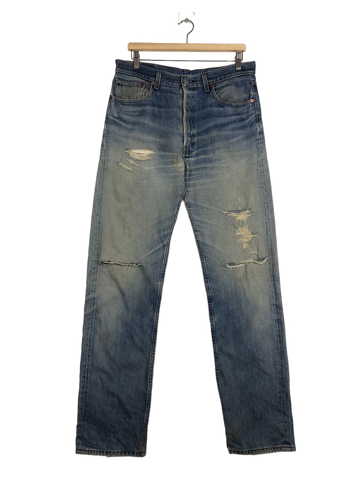 Levi's 🔥90’s Vintage Distressed Jeans Levi’s Made in USA Size US 34 / EU 50 - 1 Thumbnail