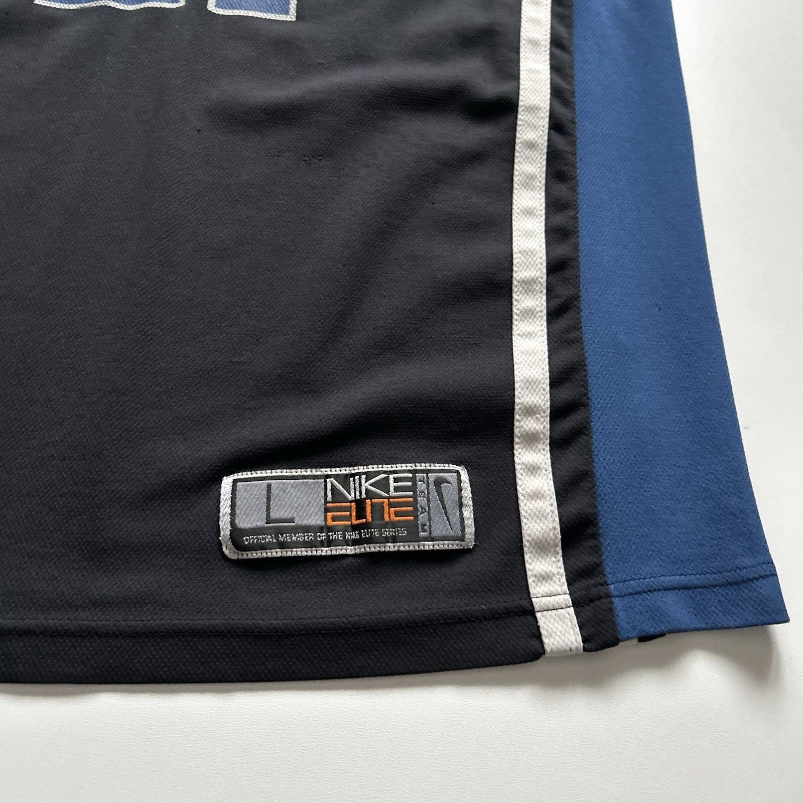 NCAA Vintage Duke Basketball Jersey Size Large Nike Y2K NCAA Rare Size US L / EU 52-54 / 3 - 10 Thumbnail