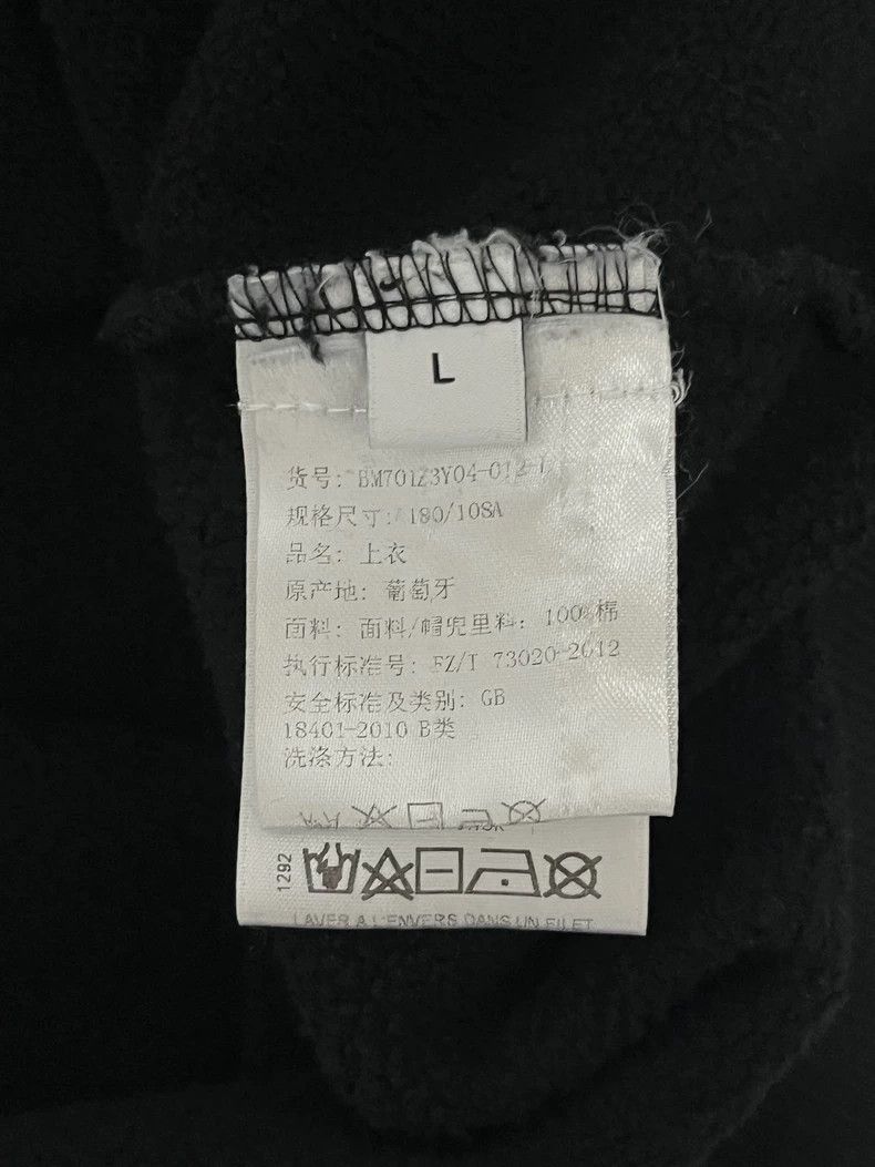 Other Givenchy Black hooded sweater, size L, chest blue logo des Size US L / EU 52-54 / 3 - 5 Thumbnail