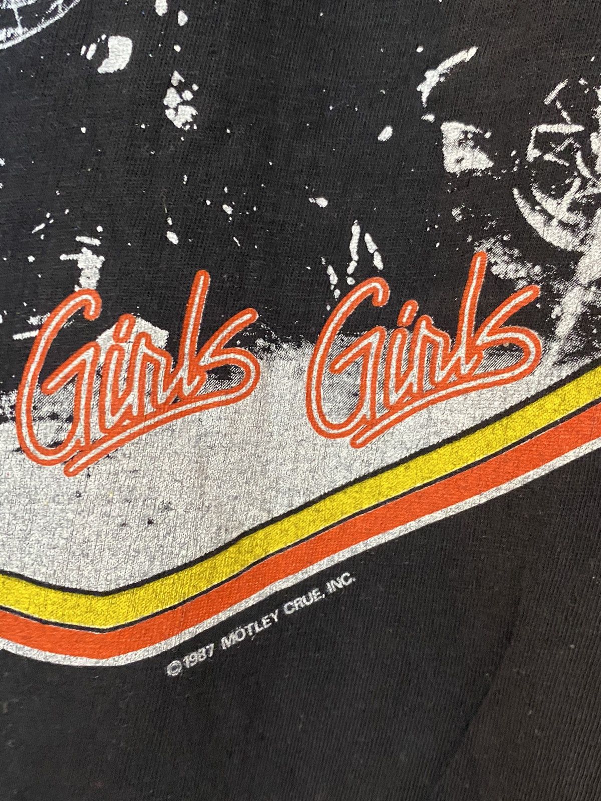 Band Tees Motley Crue 80s girls girls girls vintage shirt Size US L / EU 52-54 / 3 - 2 Thumbnail