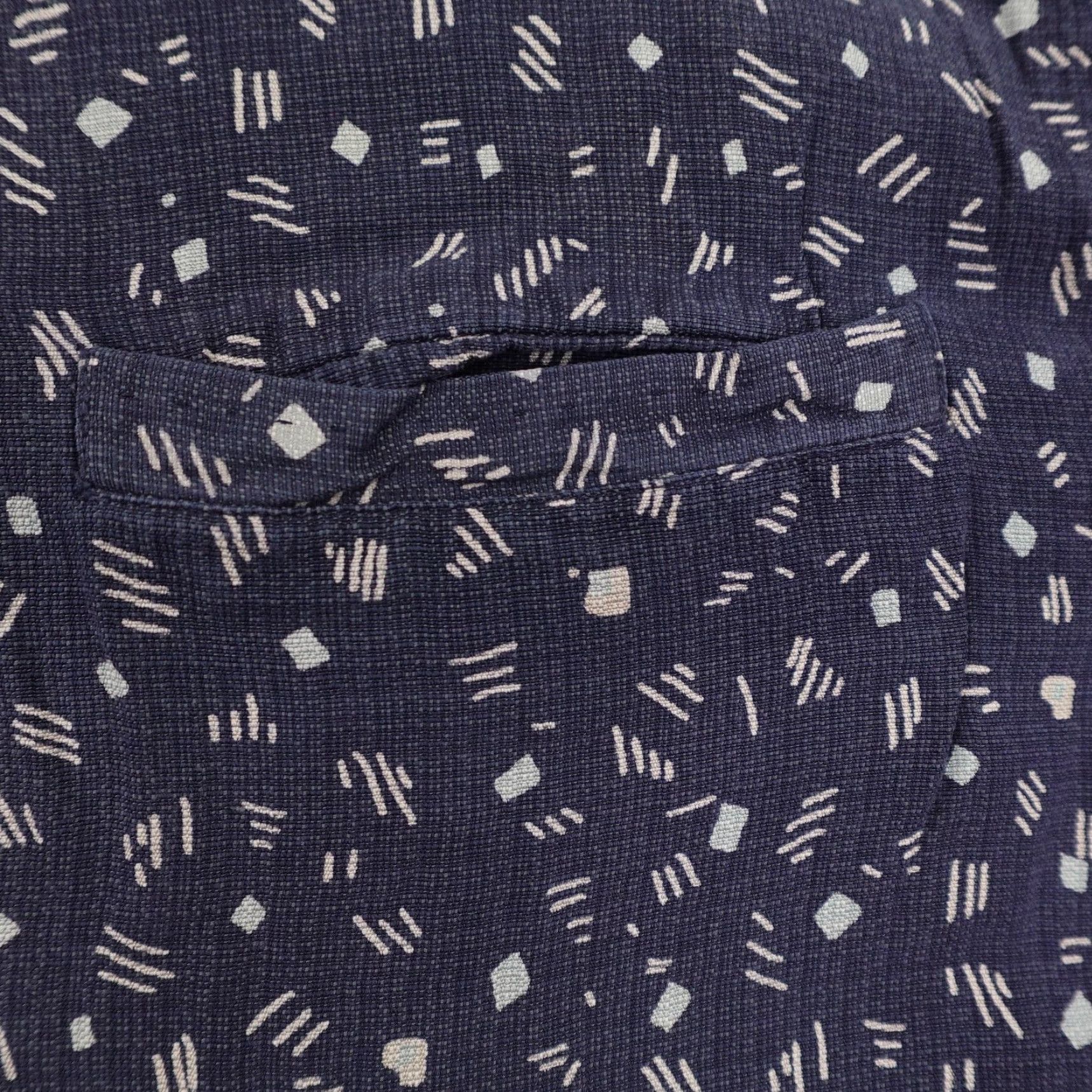 Nat Nast Nat Nast Shirt Mens Large Blue Silk Rayon Geometric Button Up Camp Lounge Resort Size US L / EU 52-54 / 3 - 3 Thumbnail