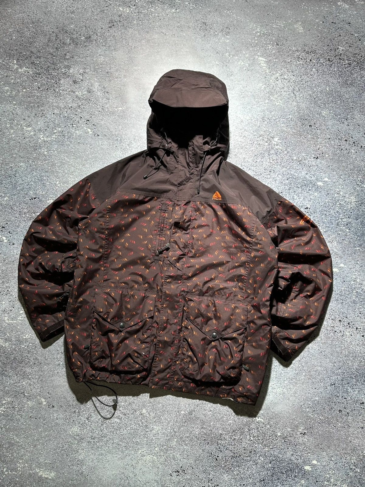 image of Vintage Nike Acg Ski Jacket Hooded Shell Nylon Cargo Gorpcor in Brown, Men's (Size XL)