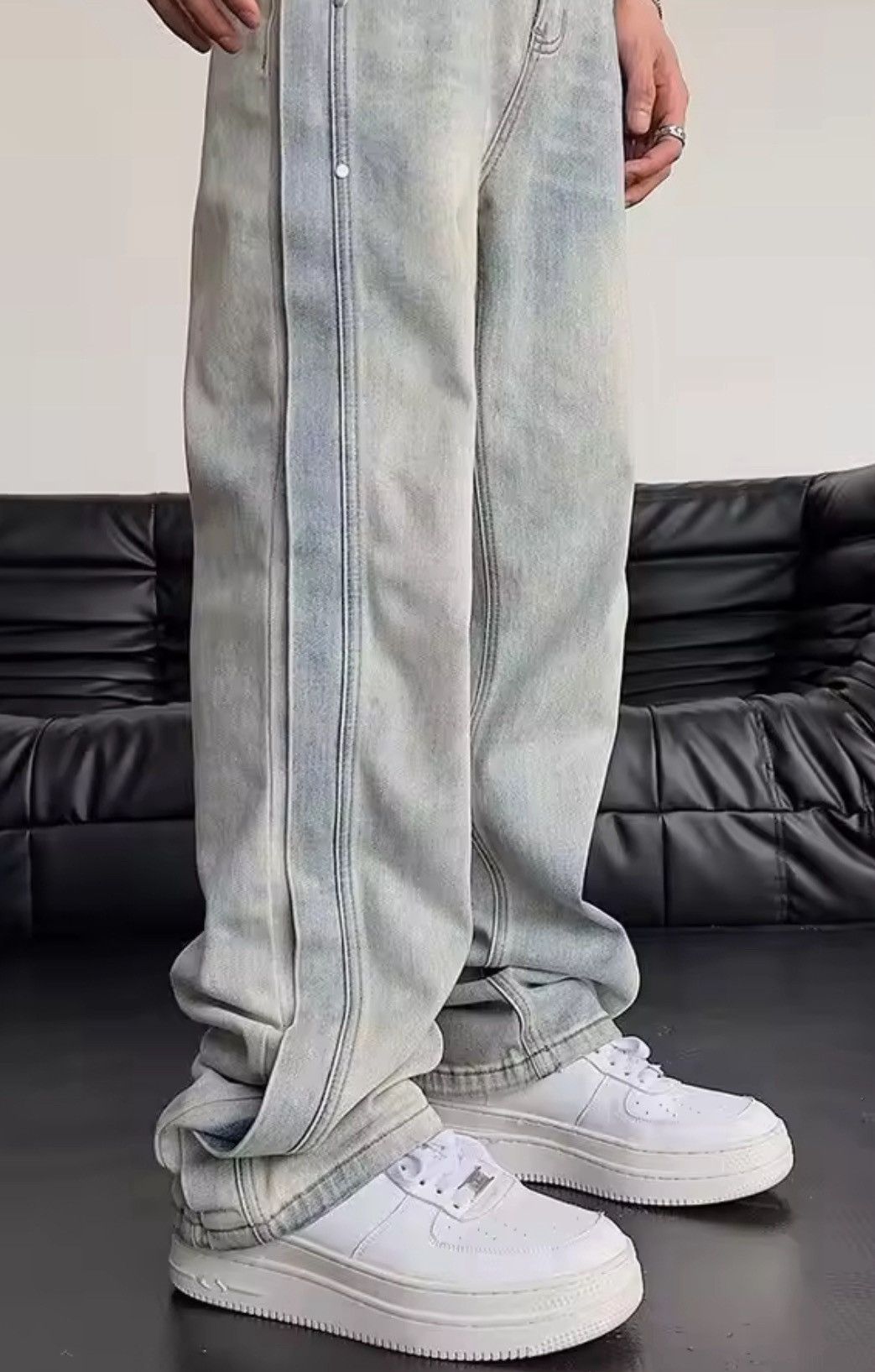 Japanese Brand Grunge Style Denim Jeans - Light Wash - Authentic Urban Look Size US 28 / EU 44 - 3 Thumbnail