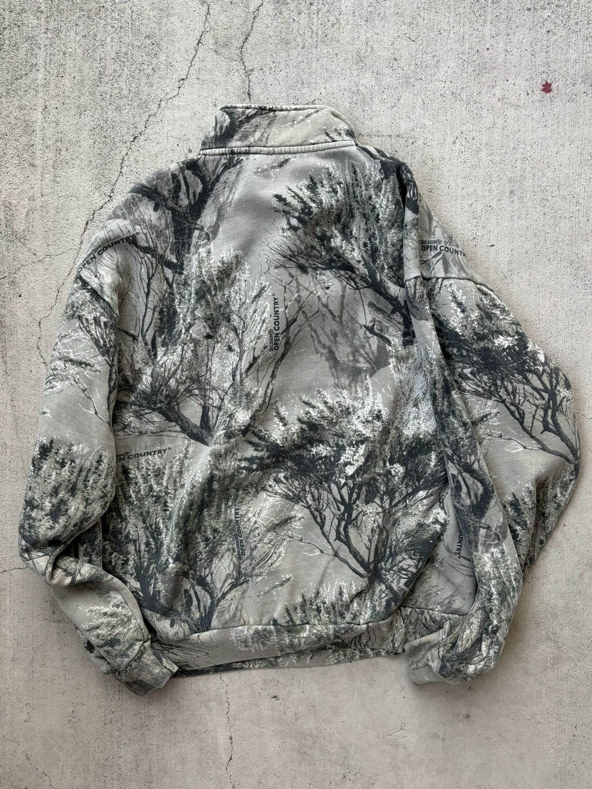 Other Vintage 90’s Boxy Essential Realtree Camo Sweatshirt XL Size US XL / EU 56 / 4 - 2 Thumbnail