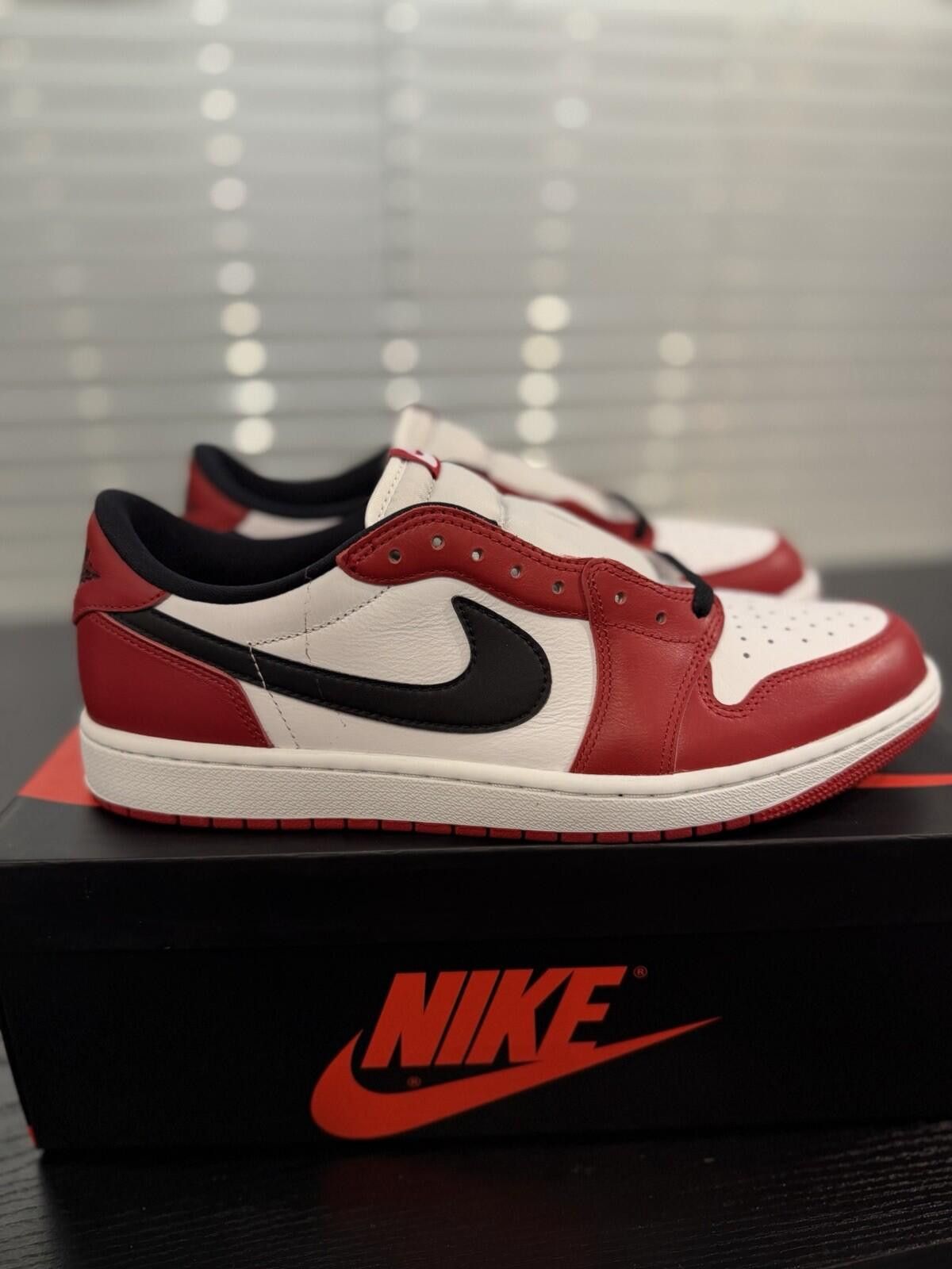 Jordan Brand Size 11.5 - Air Jordan 1 Retro OG 2025 Low Chicago New Size US 11.5 / EU 44-45 - 12 Thumbnail