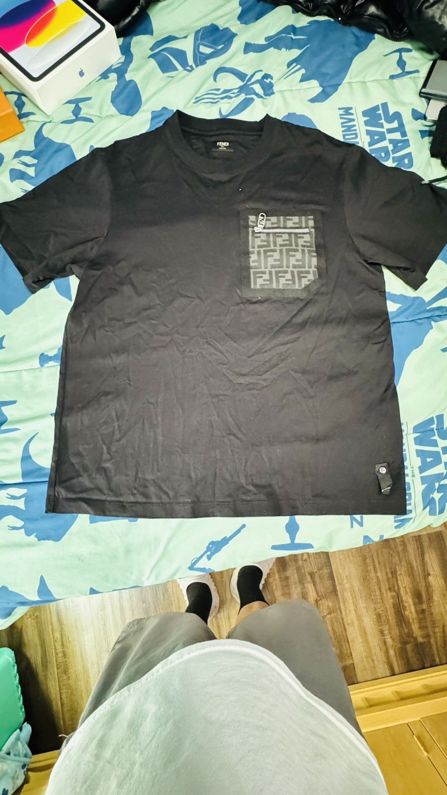 Fendi Fendi FF Monogram Pocket Oversized T-shirt Size US S / EU 44-46 / 1 - 1 Thumbnail