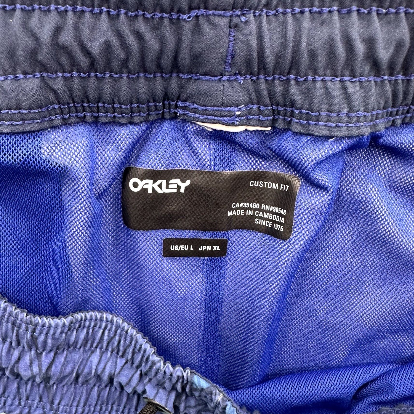 Oakley Oakley Men Board Short L Multicolor Floral Inseam 8 Beach Surf Casual 5-Pocket Mens Regular Style Boardshorts Size US 33 - 3 Thumbnail