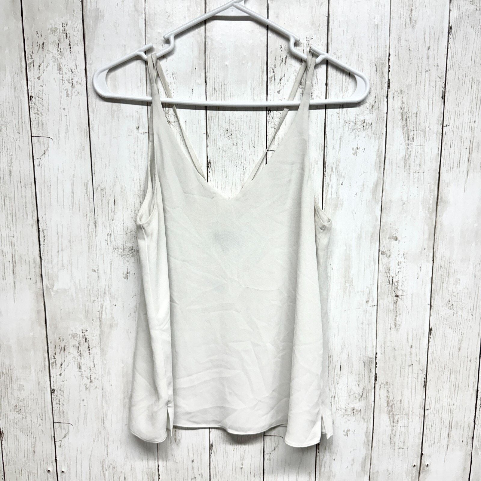 Topshop Topshop Tank Top Size Small Sleeveless White Deep V Neck Top Size S / US 4 / IT 40 - 1 Thumbnail