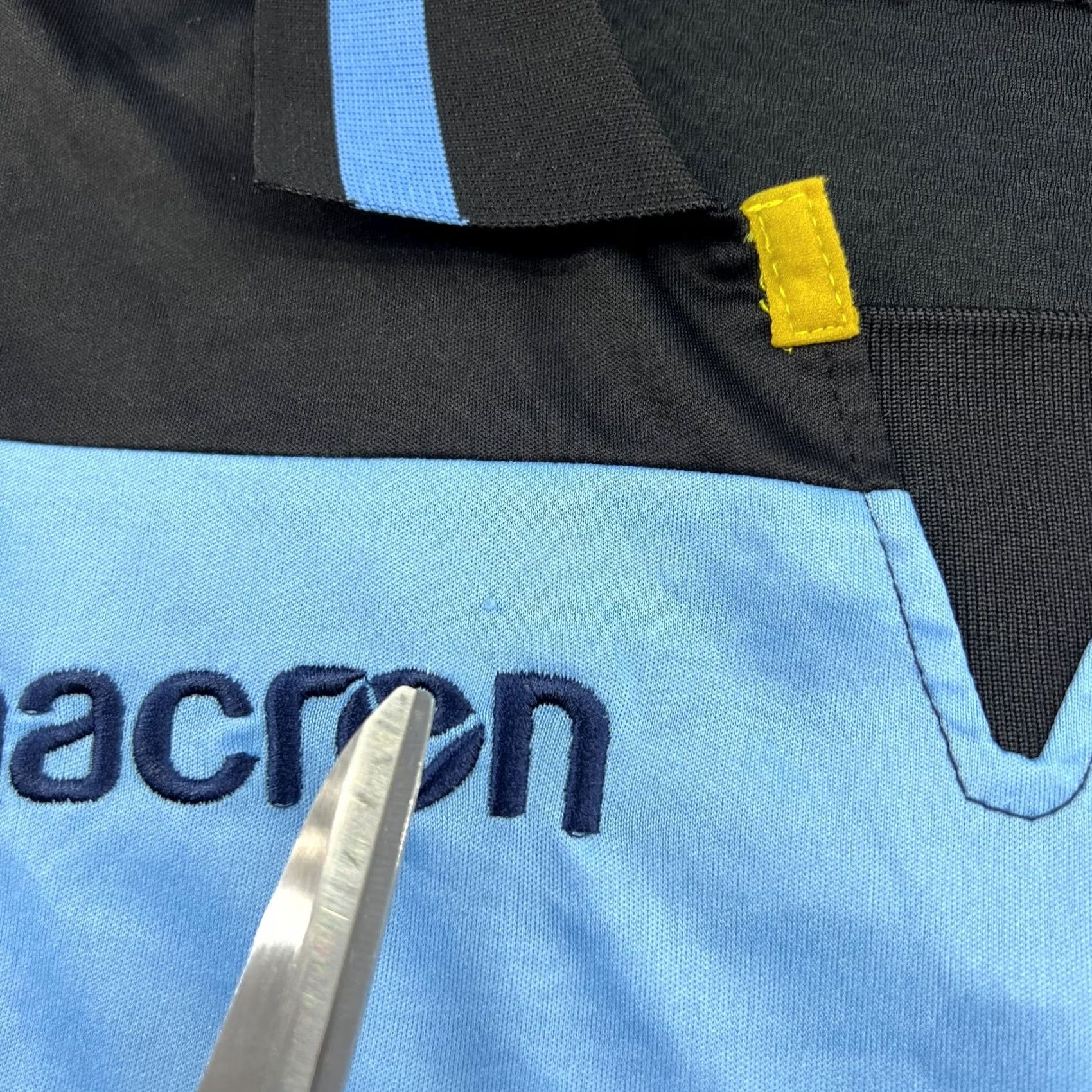 Macron Lazio Macron 2018-2019 Third Jersey Medium Adult Football Shirt Size US M / EU 48-50 / 2 - 7 Thumbnail