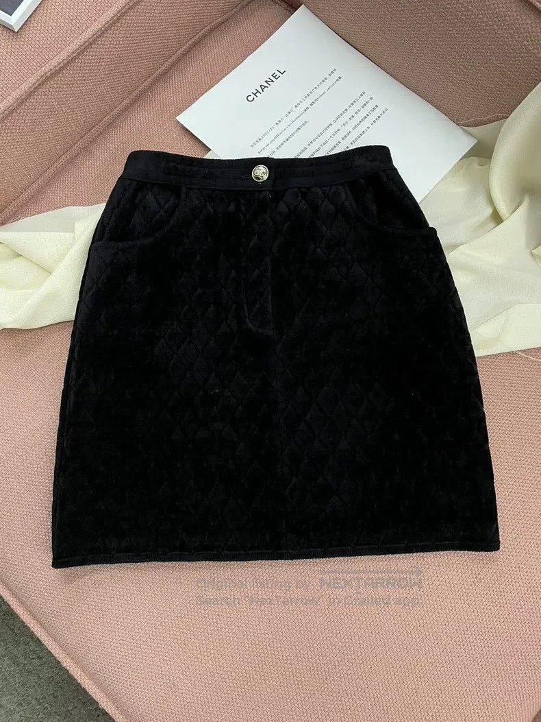 Chanel Chanel Equestrian series black diamond checkered skirt sho Size 26" / US 2 / IT 38 - 1 Thumbnail