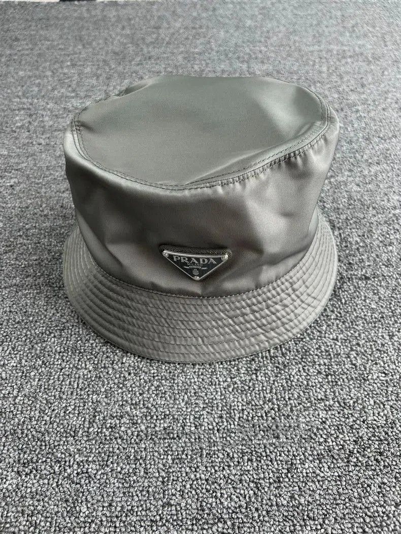 Prada Prada Re-Nylon Bucket Hat-yf. Size ONE SIZE - 1 Thumbnail