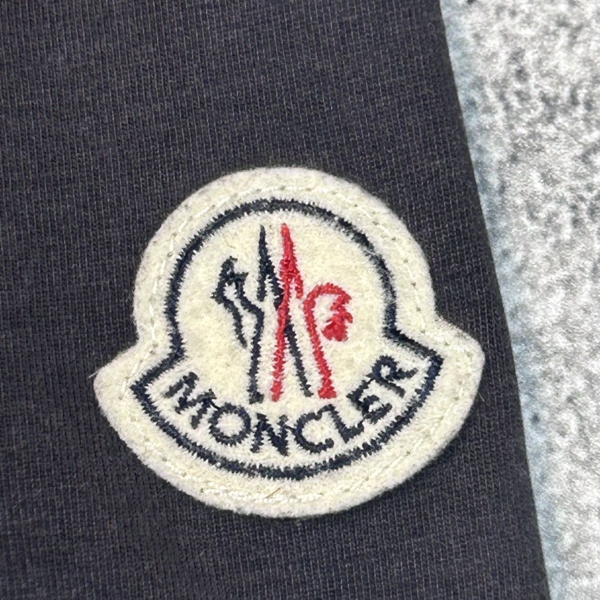 Moncler !extremely rare Moncler full print logo T-shirt Size US S / EU 44-46 / 1 - 7 Thumbnail