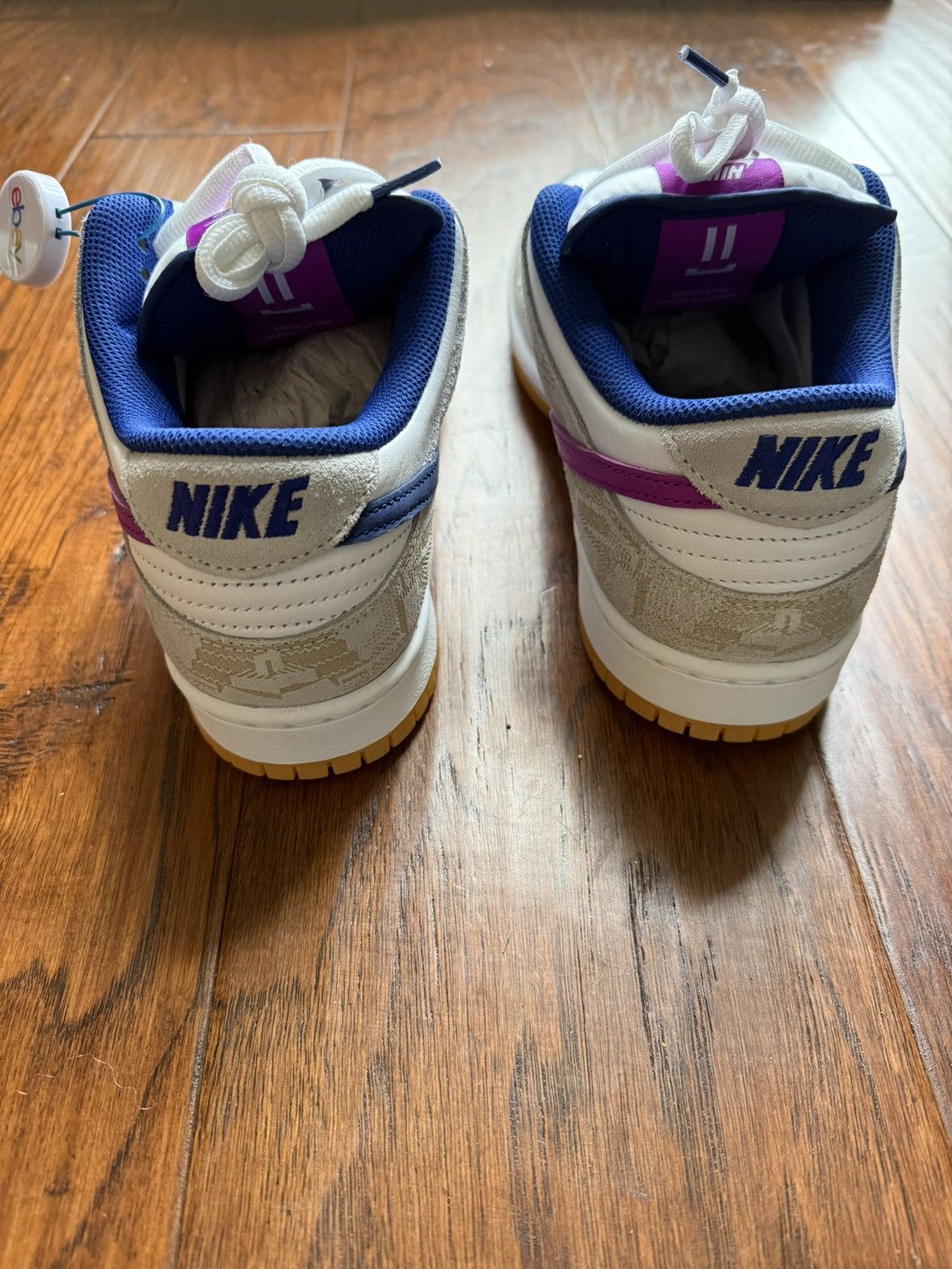 Nike NEW IN BOX Nike SB Dunk Low Pro Rayssa Leal. Sz 10 M. 11.5 W Size US 10 / EU 43 - 3 Thumbnail