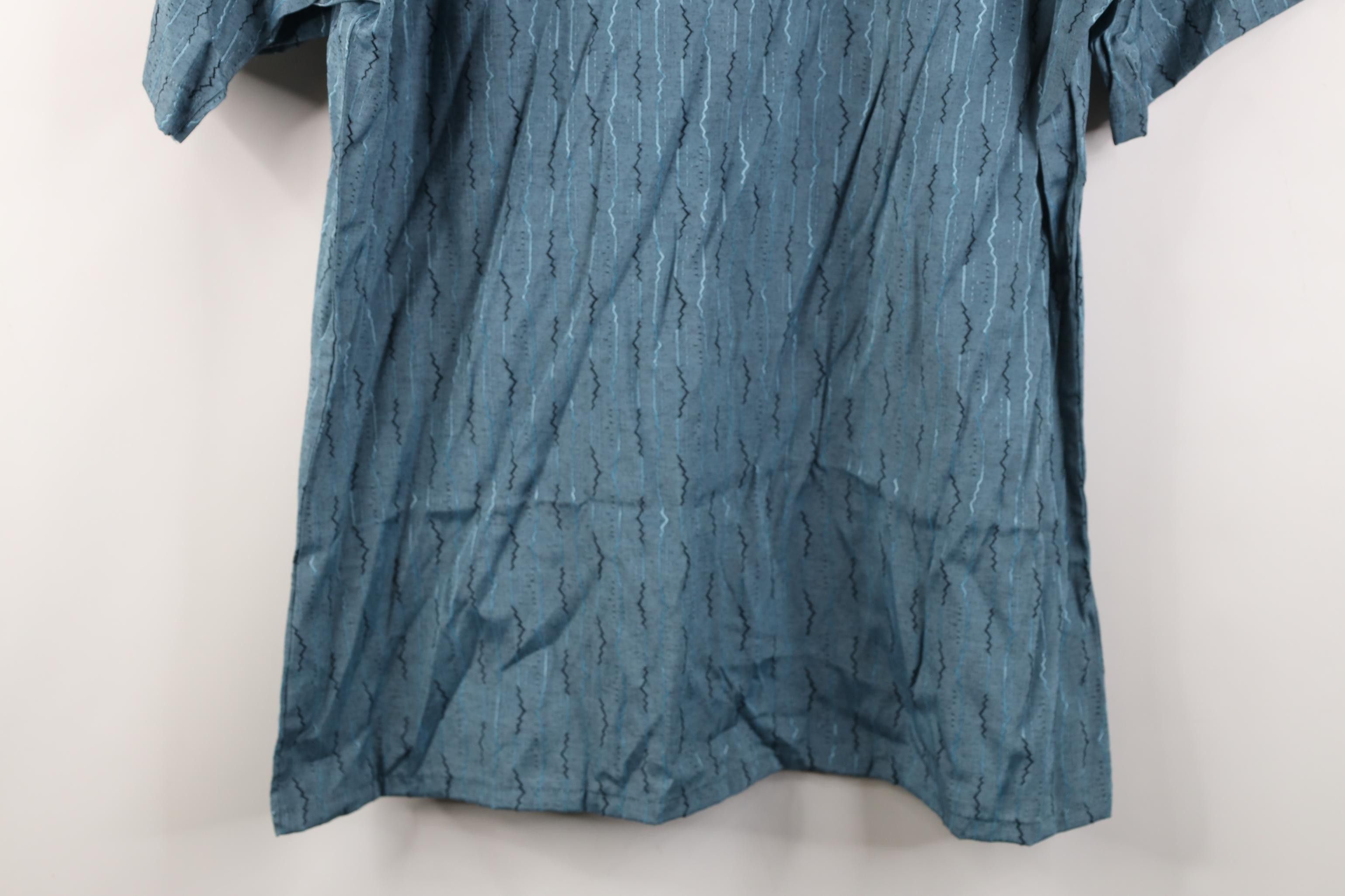 Vintage Vintage 90s Streetwear Gabardine Blend Zig Zag Button Shirt Size US M / EU 48-50 / 2 - 10 Thumbnail