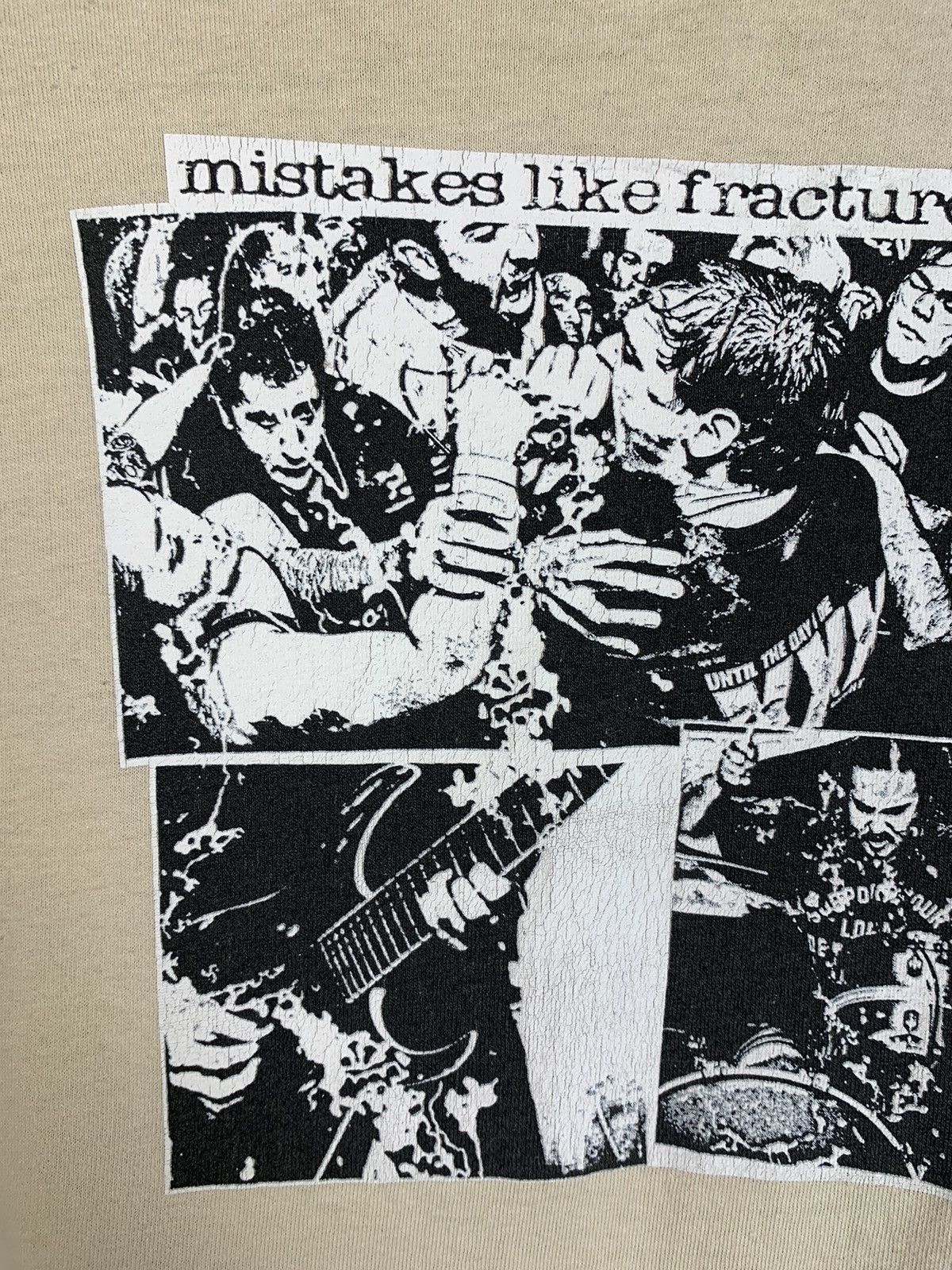 Band Tees Knocked Loose Mistakes Like Fractures T-shirt Size ~3XL Size US XXL / EU 58 / 5 - 19 Thumbnail