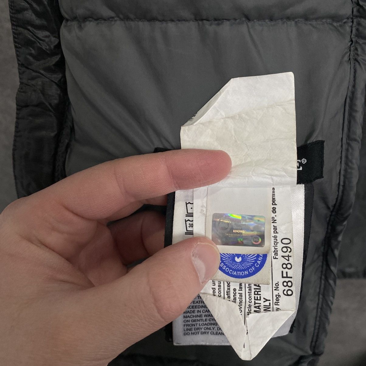 Canada Goose Canada Goose Hybridge Lite Puffer Jacket Size US S / EU 44-46 / 1 - 19 Thumbnail
